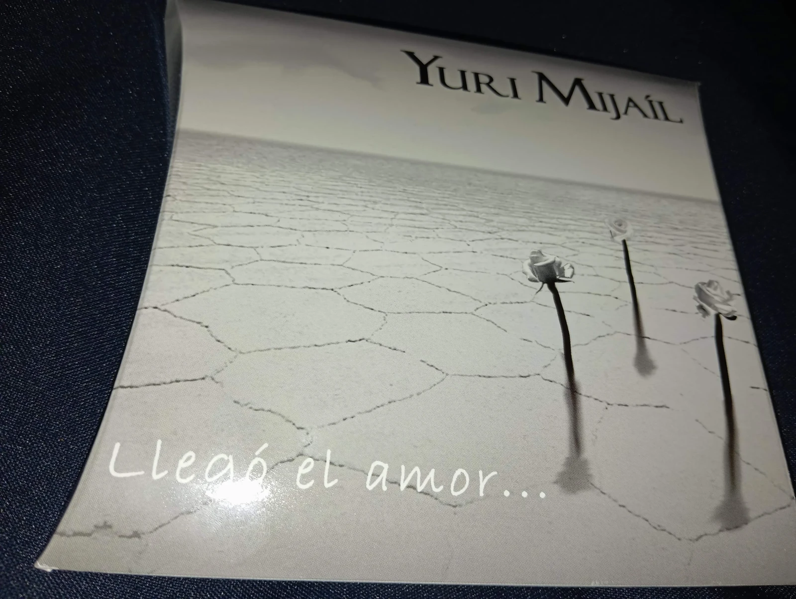 Yuri Mijail - Llego El Amor (ORVAL PRODUCCIONES)