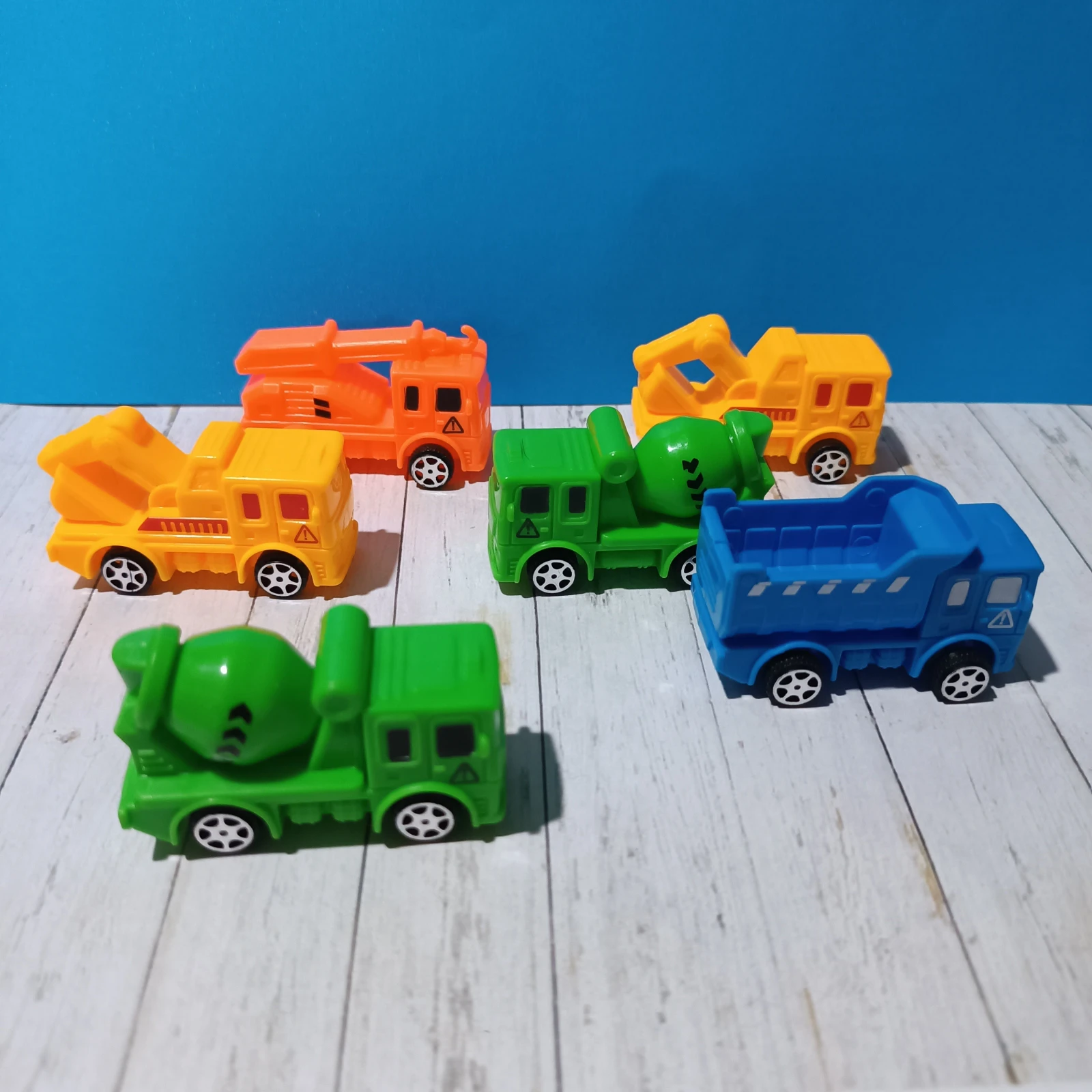 BLISTER CARROS CONSTRUCCION
