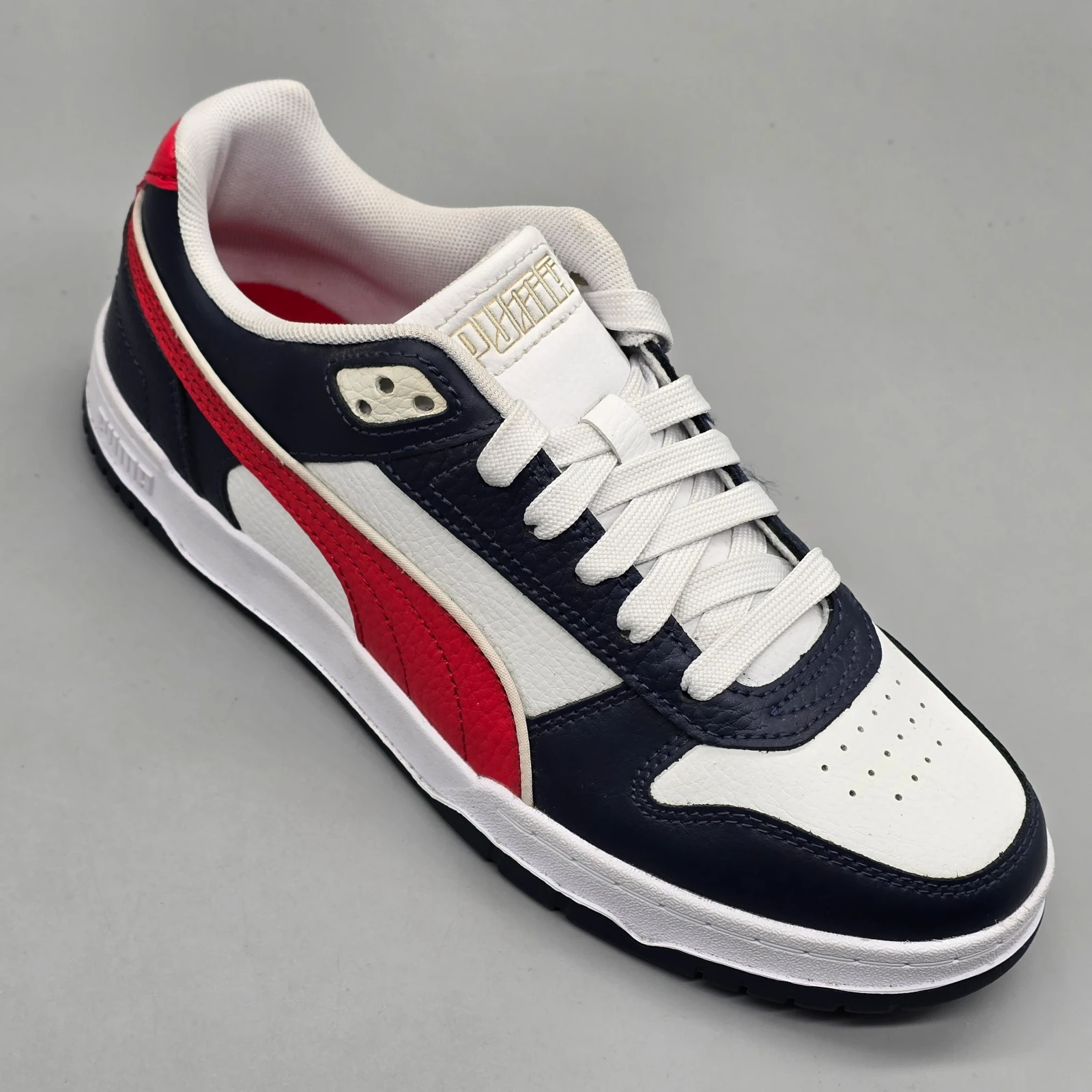 PUMA RBD GAME LOW  3
