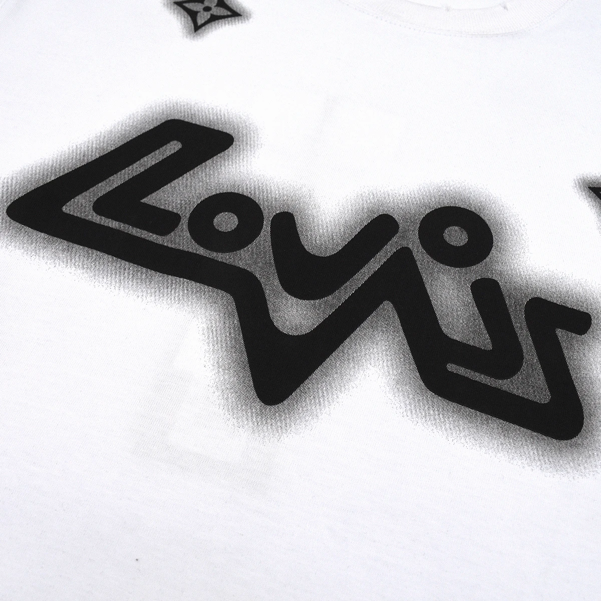 Playera LV 5