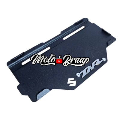AC DR 150 Porta placa con tornillos ocultos acero negro logo 3d cromado ML