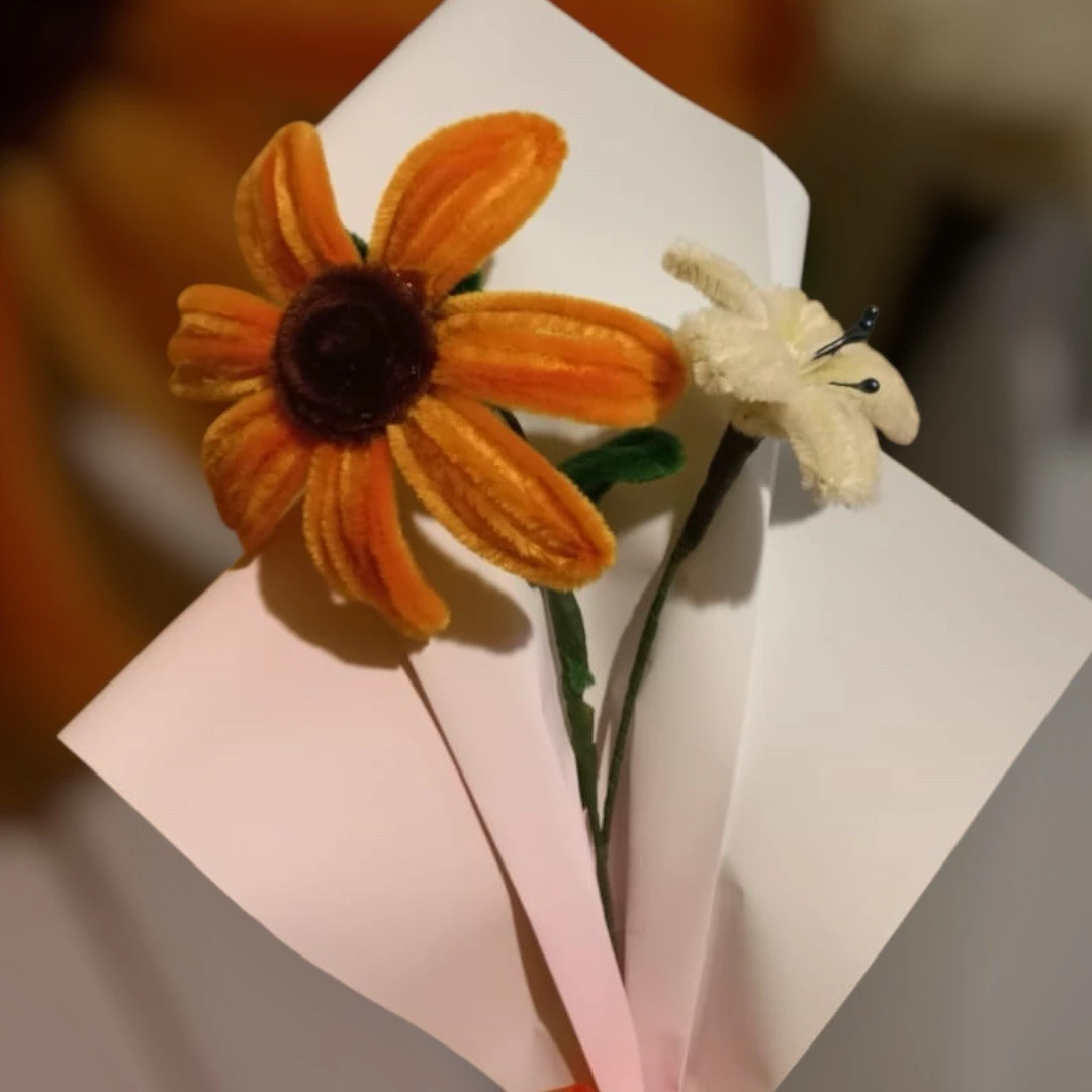Flores artesanales hechas a mano 8