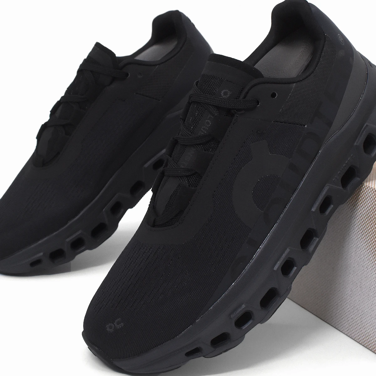 tenis On Cloud 7