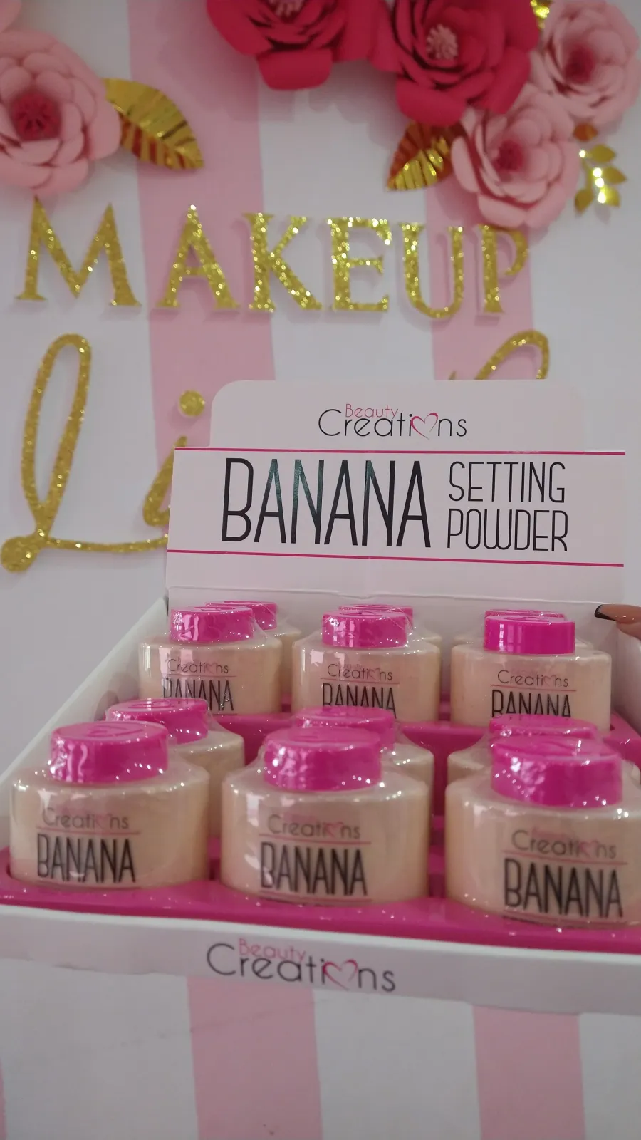 Polvo fijador banana de beauty creations 4