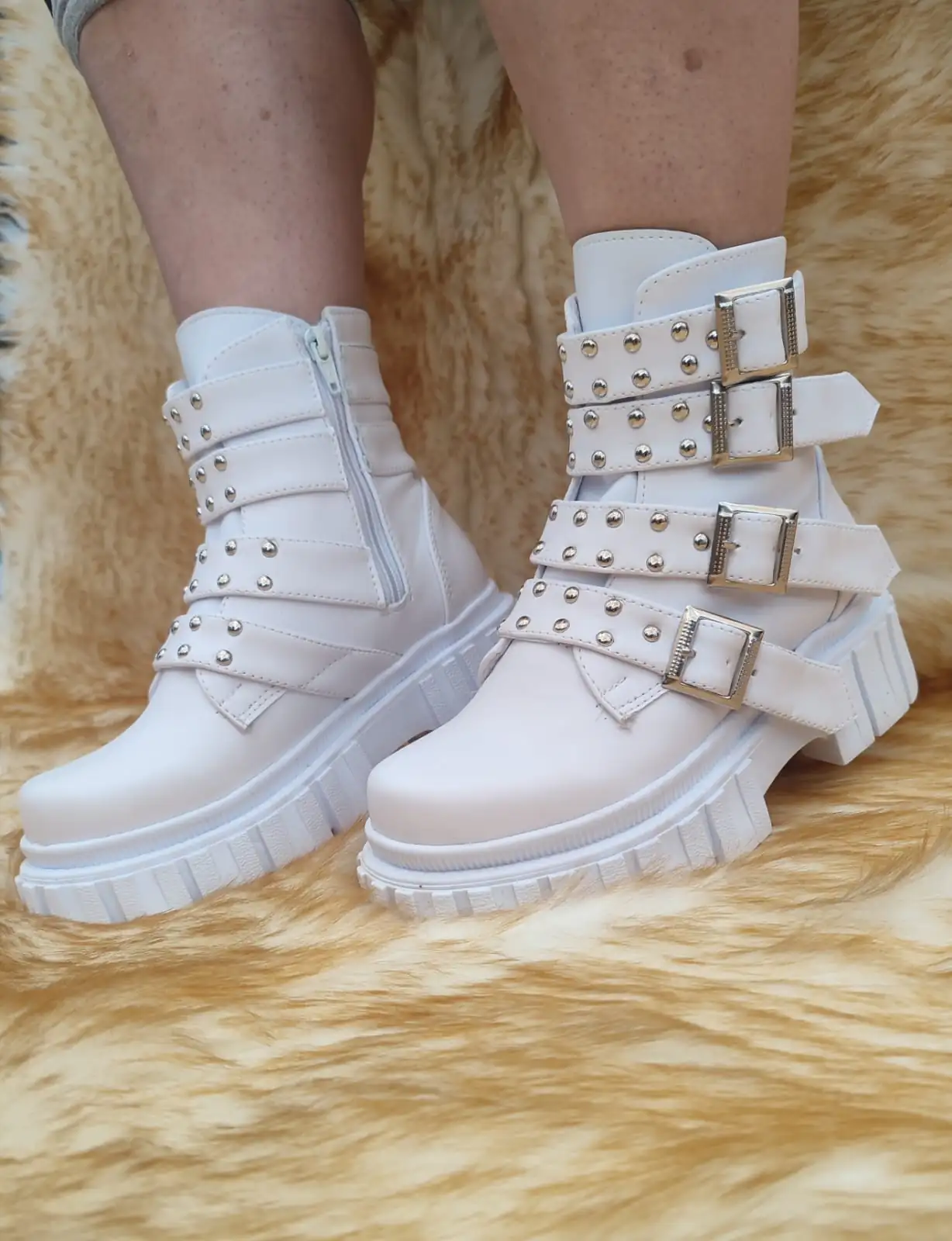 Bota 4 evillas  2