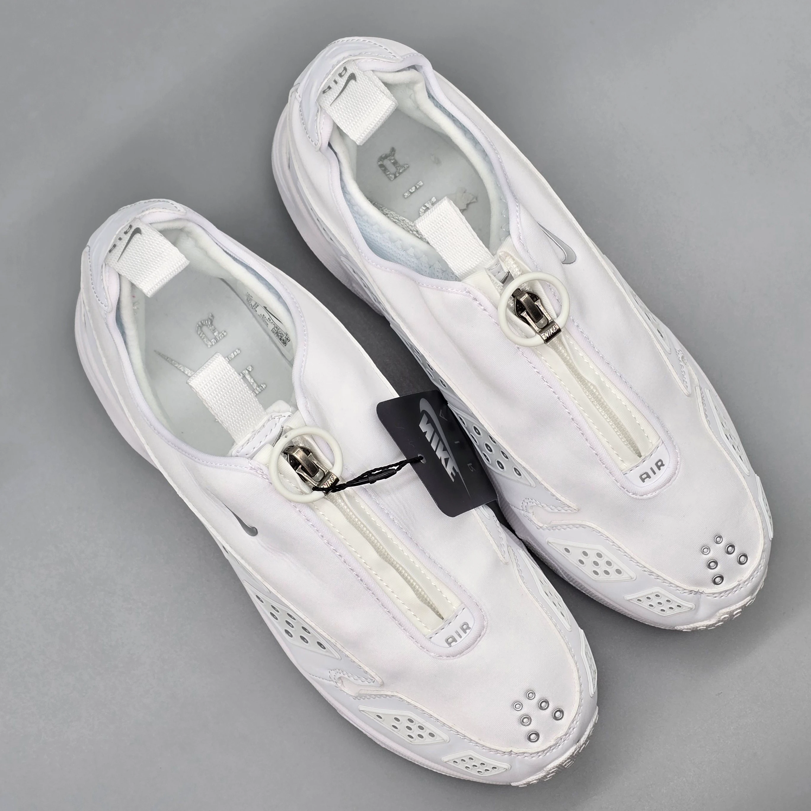 NIKE AIR MAX SNDR (1.1) 5