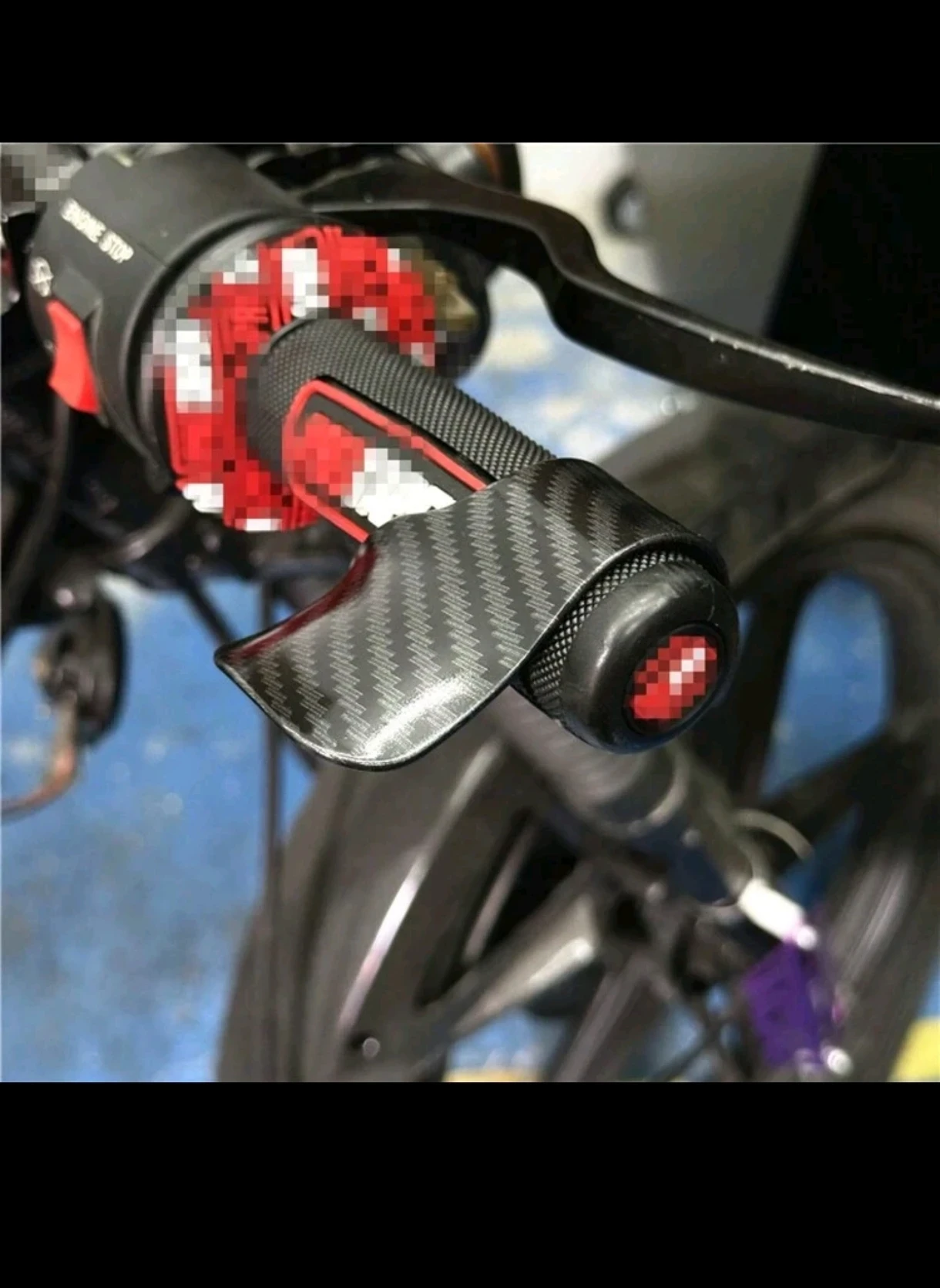 Control de Asistencia para Acelerador de Moto - Fibra de Carbono 2