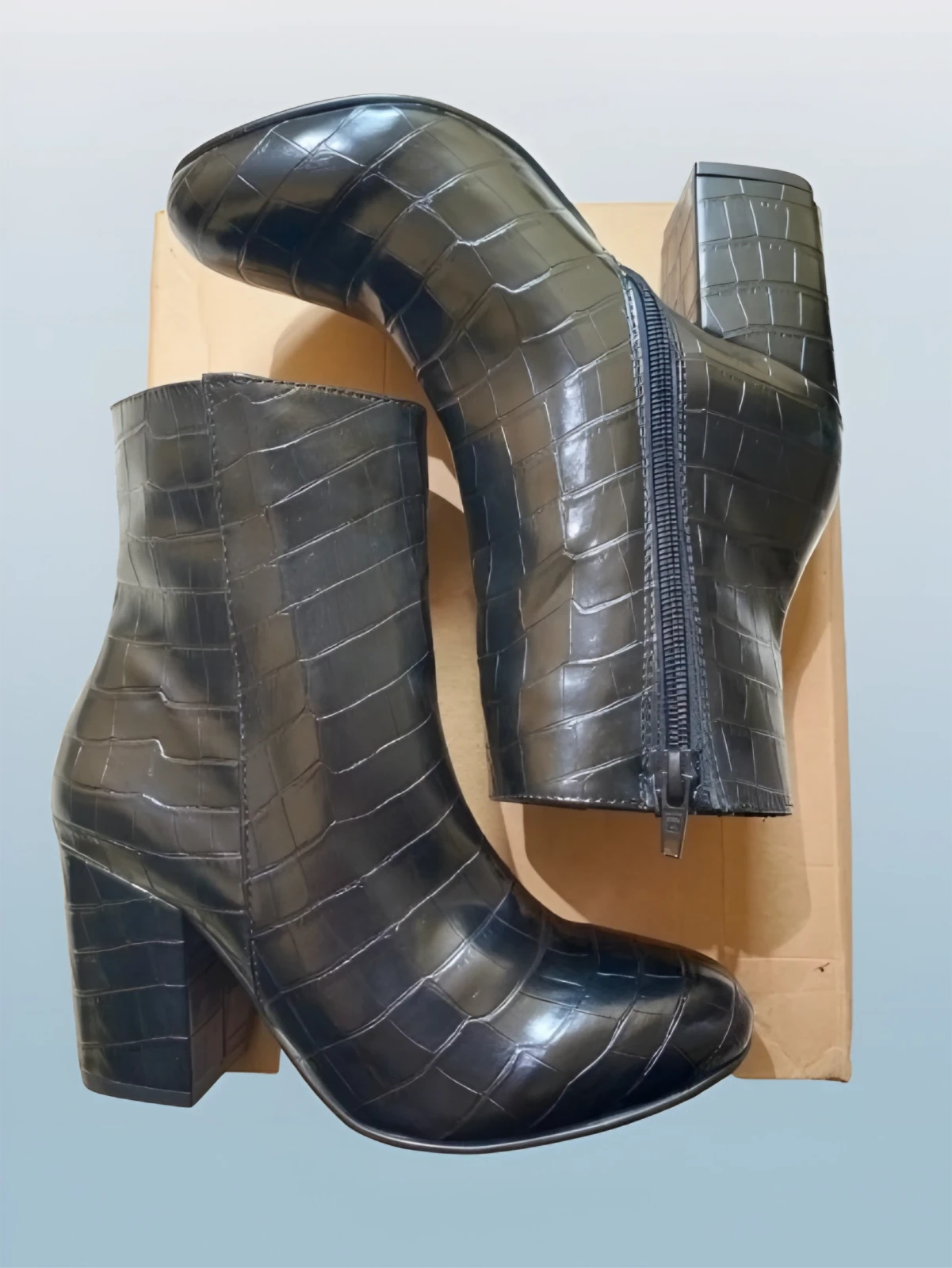 Bota Baja de Charol Dama