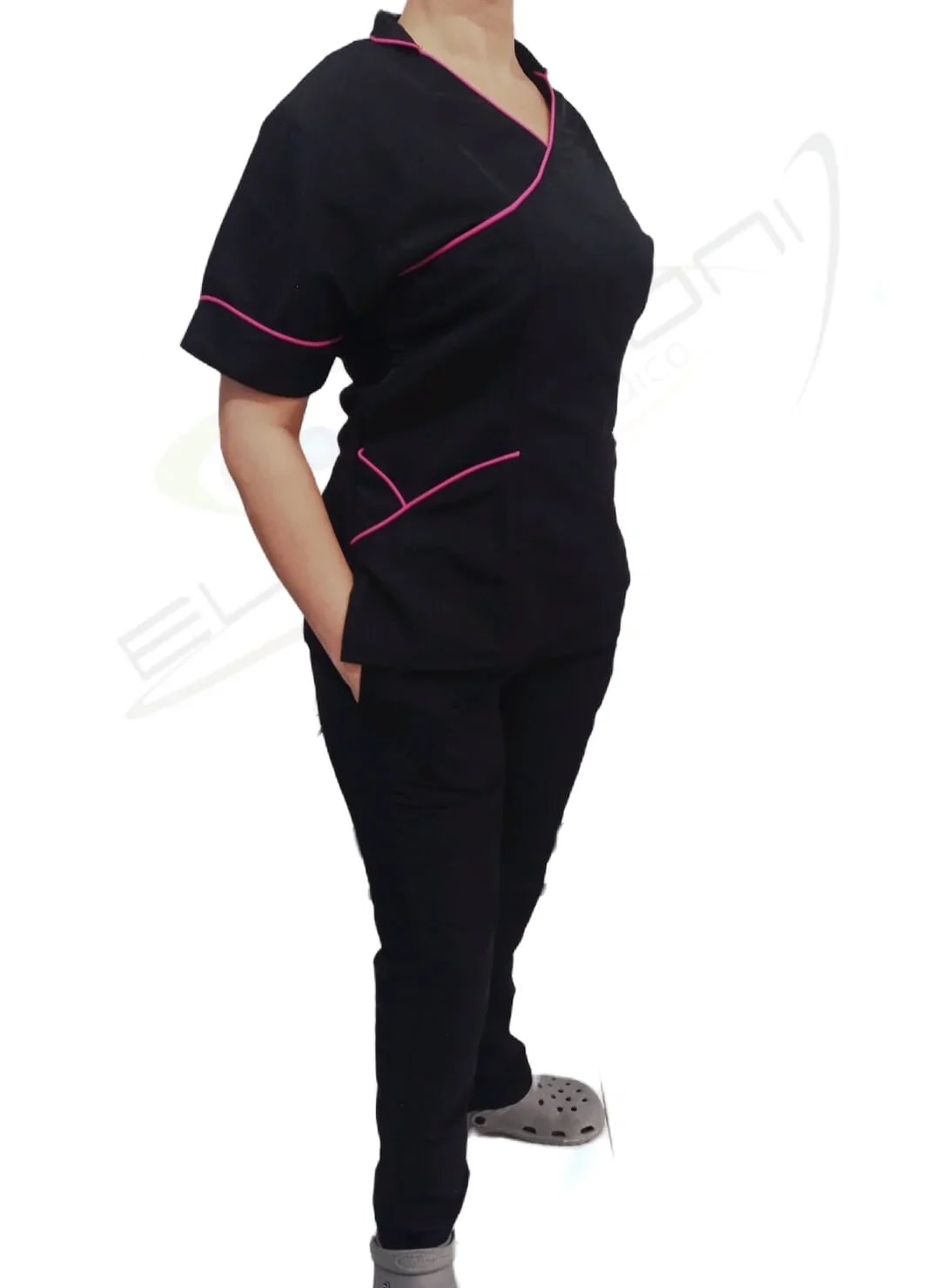 Uniforme Dama Antifluido Cuello Cruzado  7