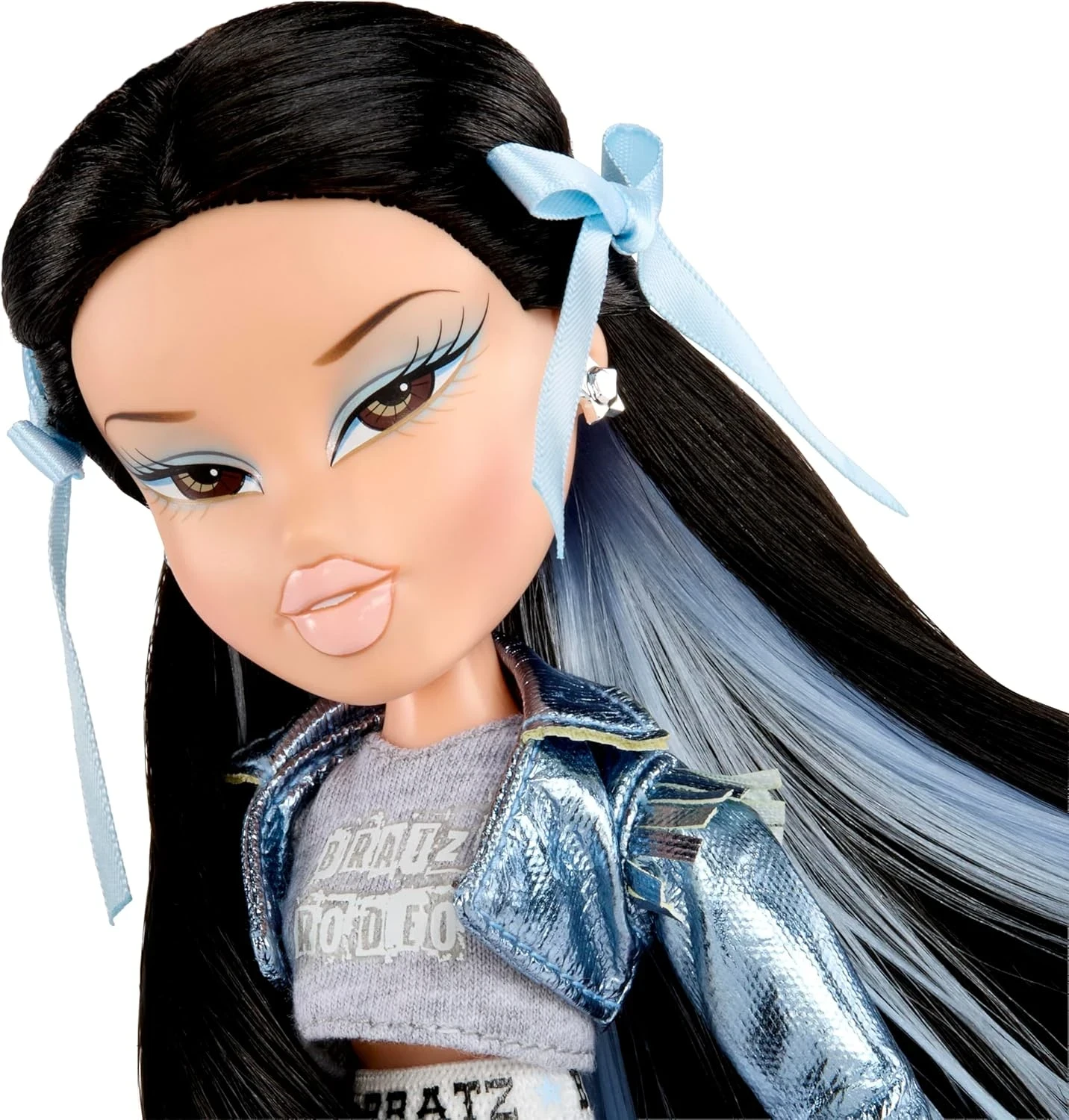 Muñeca de moda Bratz Pop Starz Jade con accesorios y amuleto 3