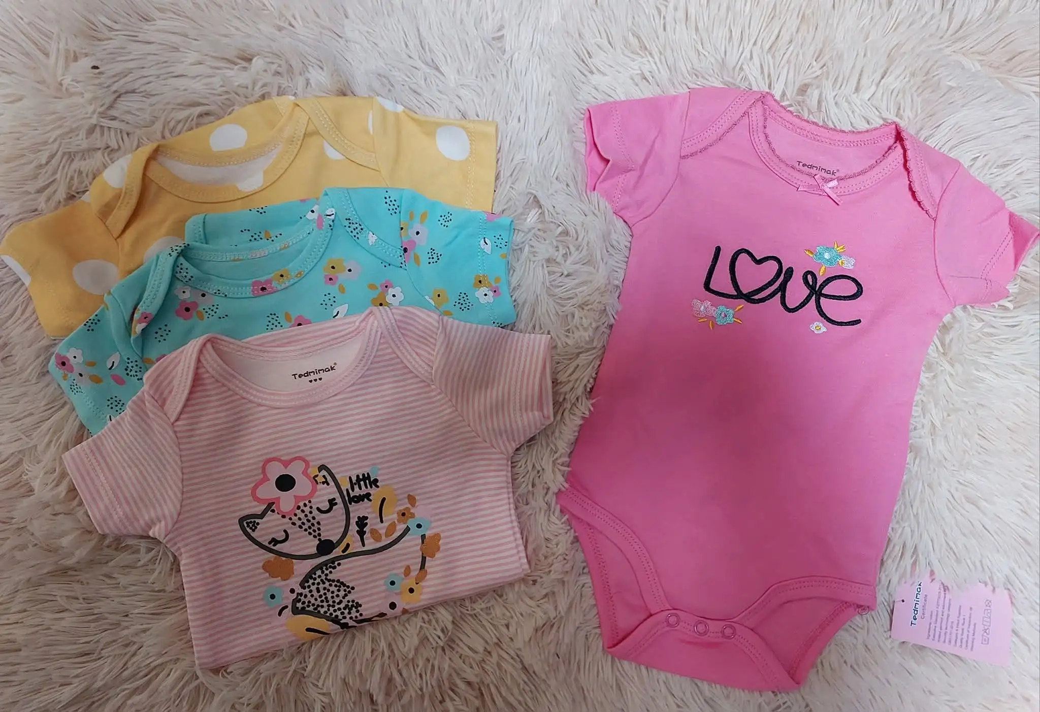 Set 4 bodys manga corta