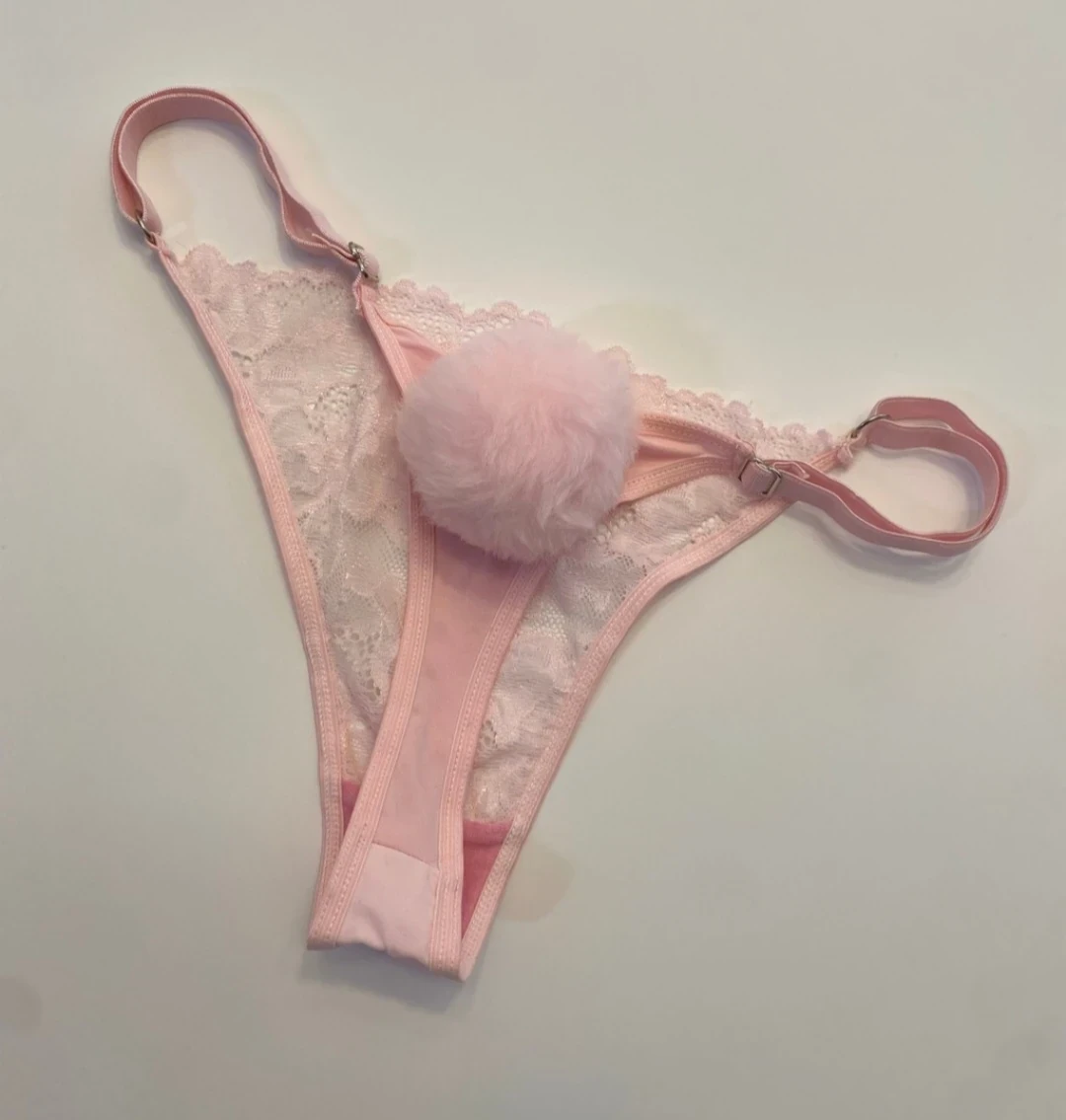 Bunny Tanga pompón 