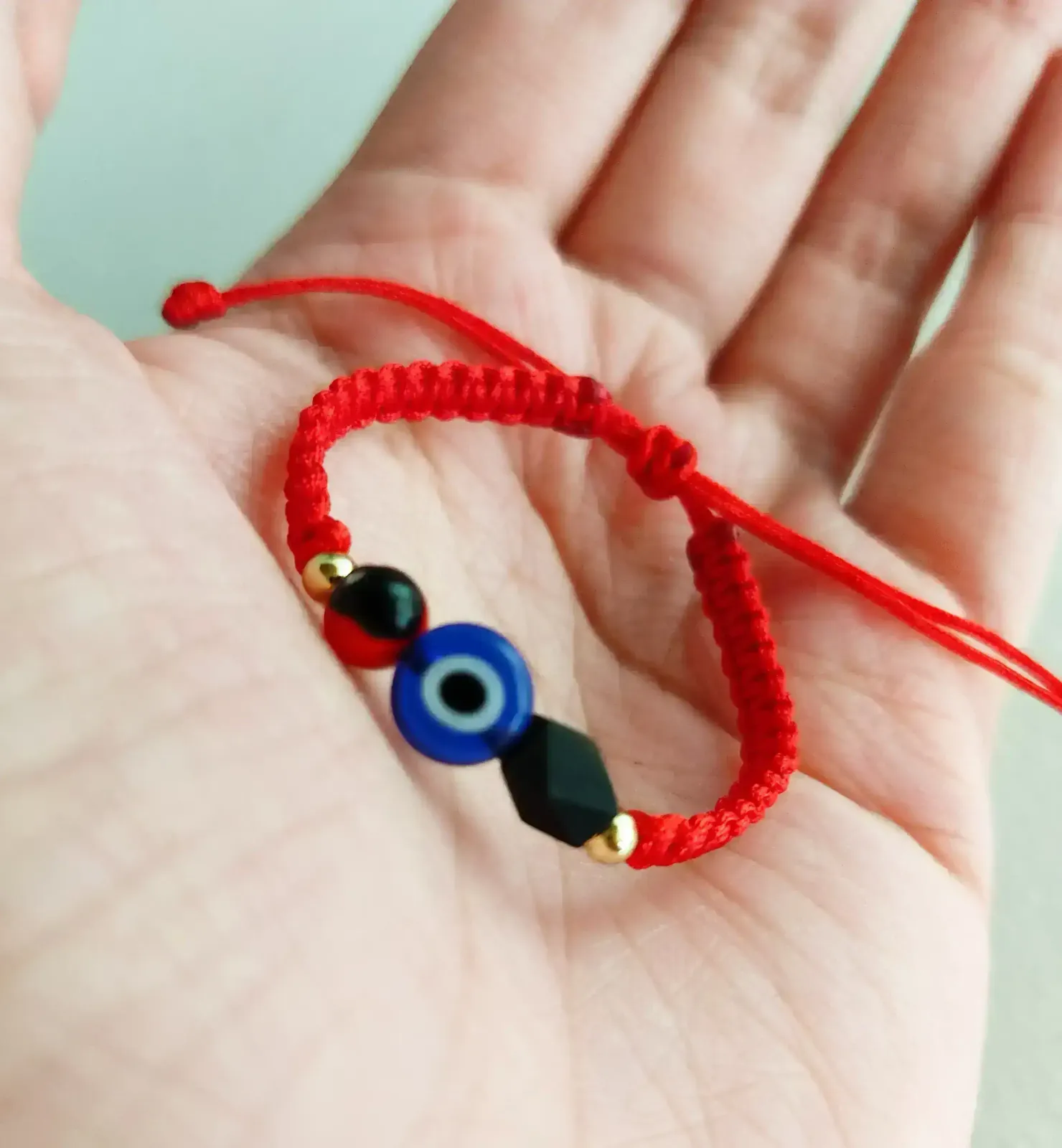 Pulsera bebé protección tejida 3