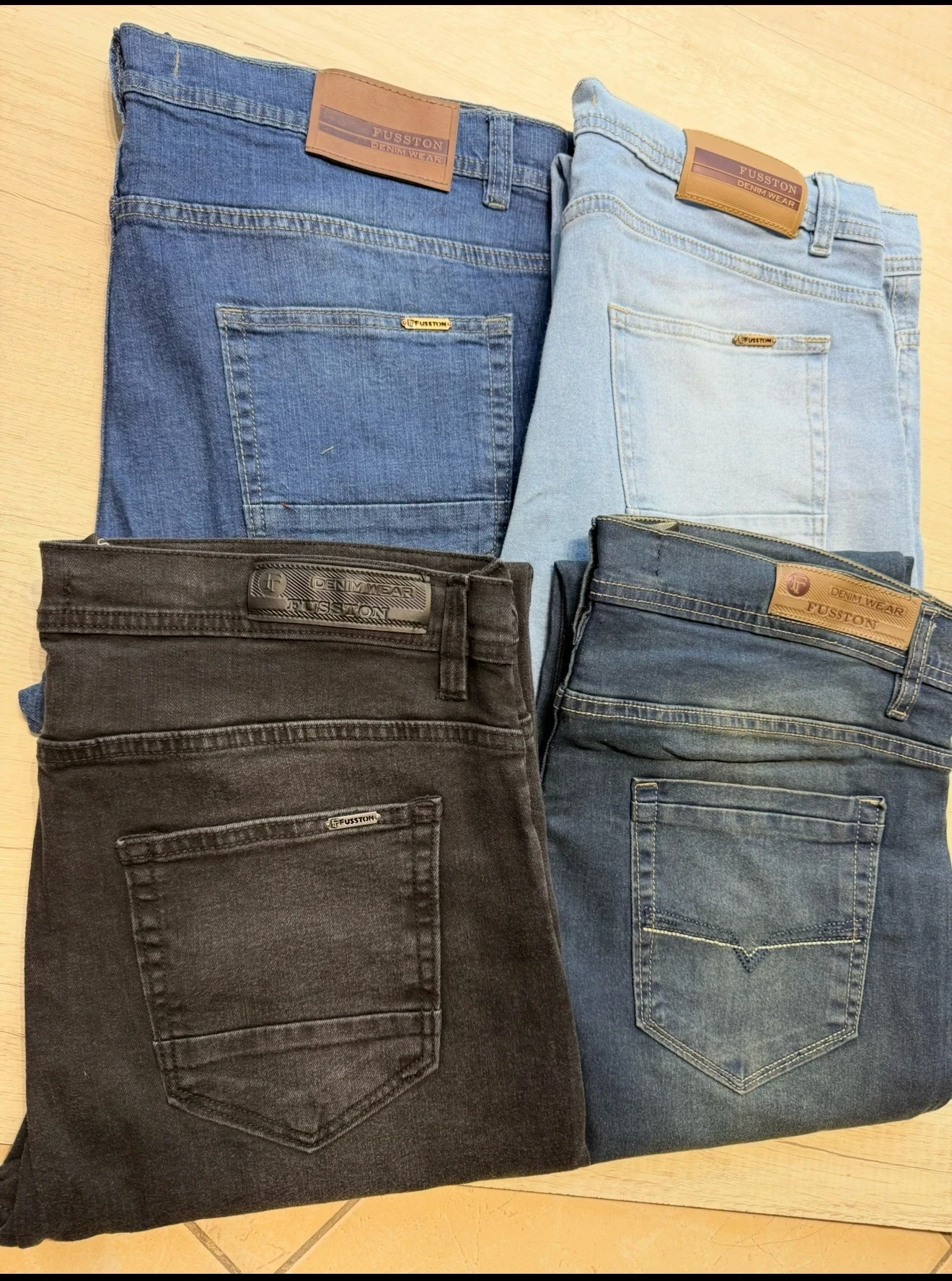 JEANS HOOMBRE SEMI RECTOS