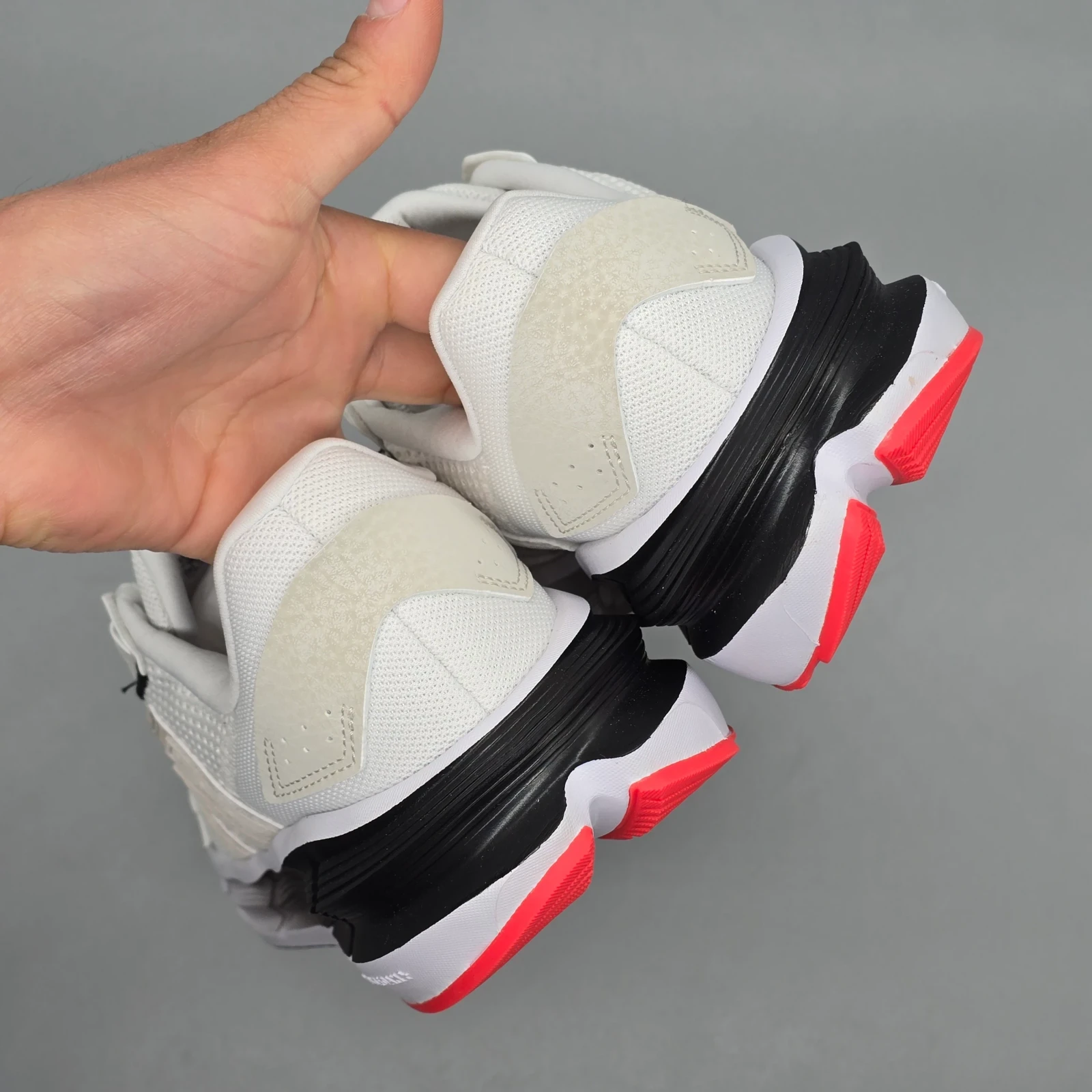 ADIDAS ASTRASTAR 9