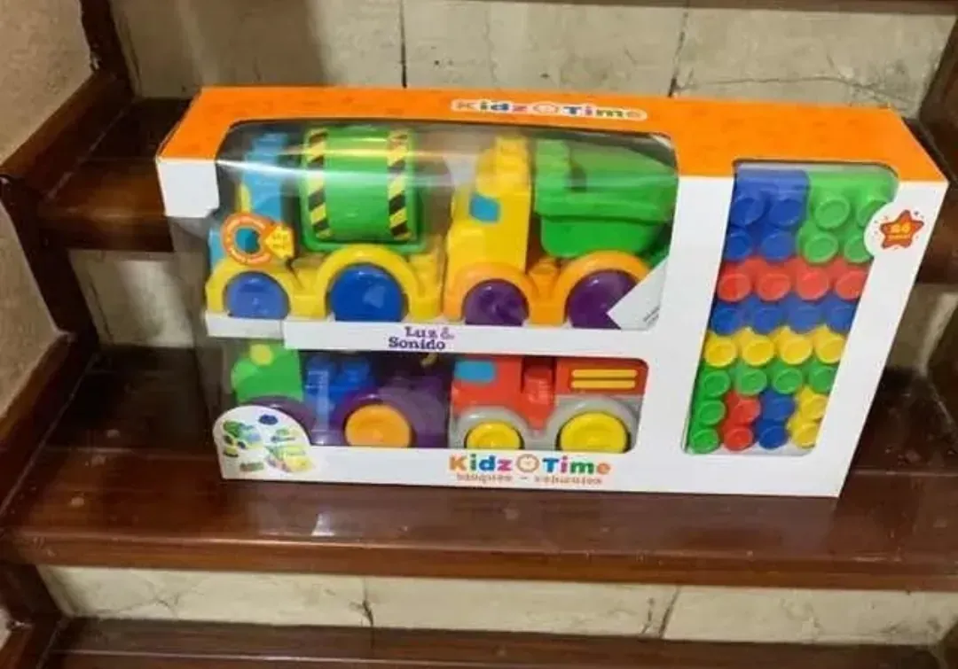 Kidz Time Vehiculos con Luz y sonido 3
