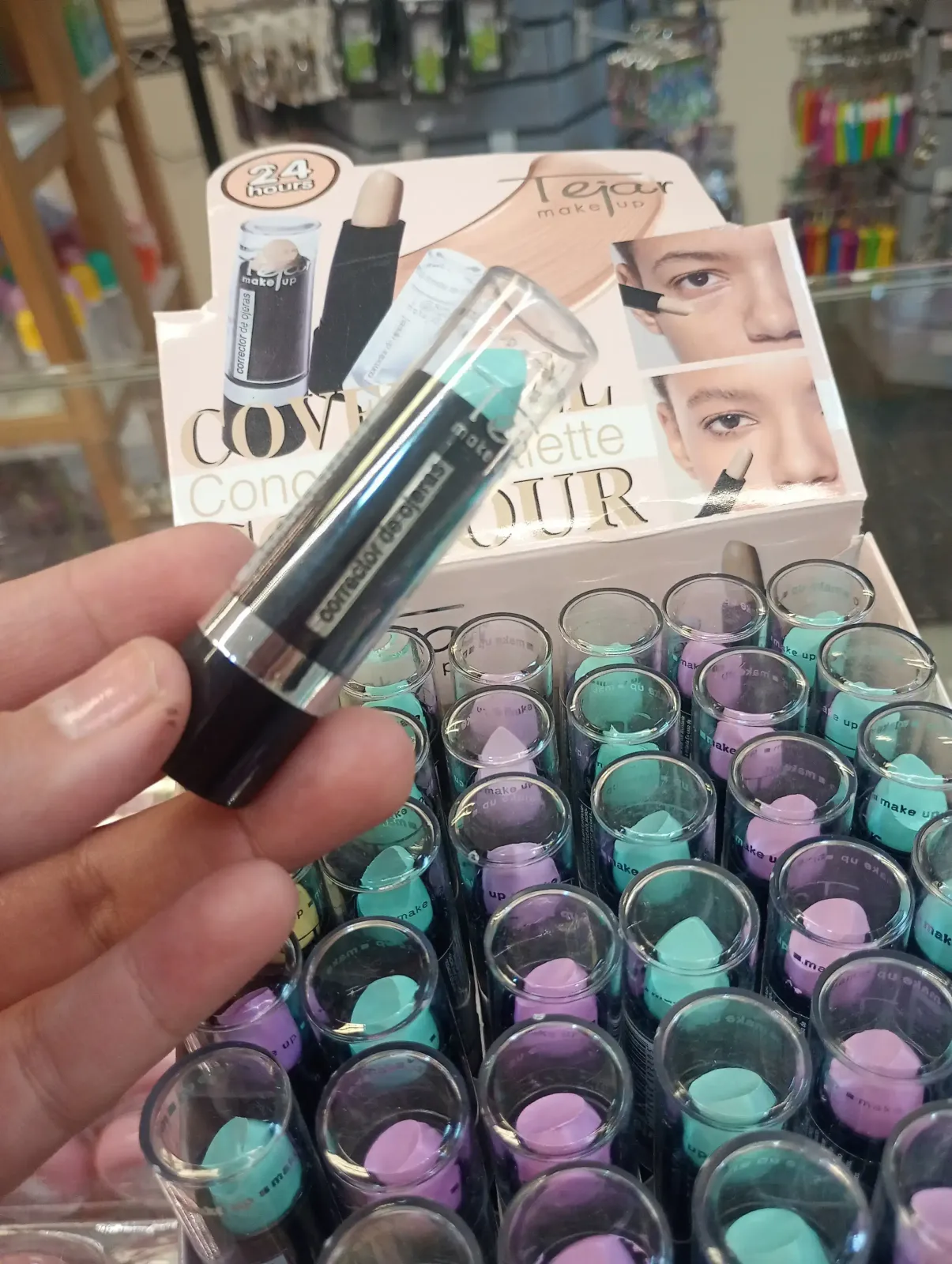 Corrector de ojeras 2