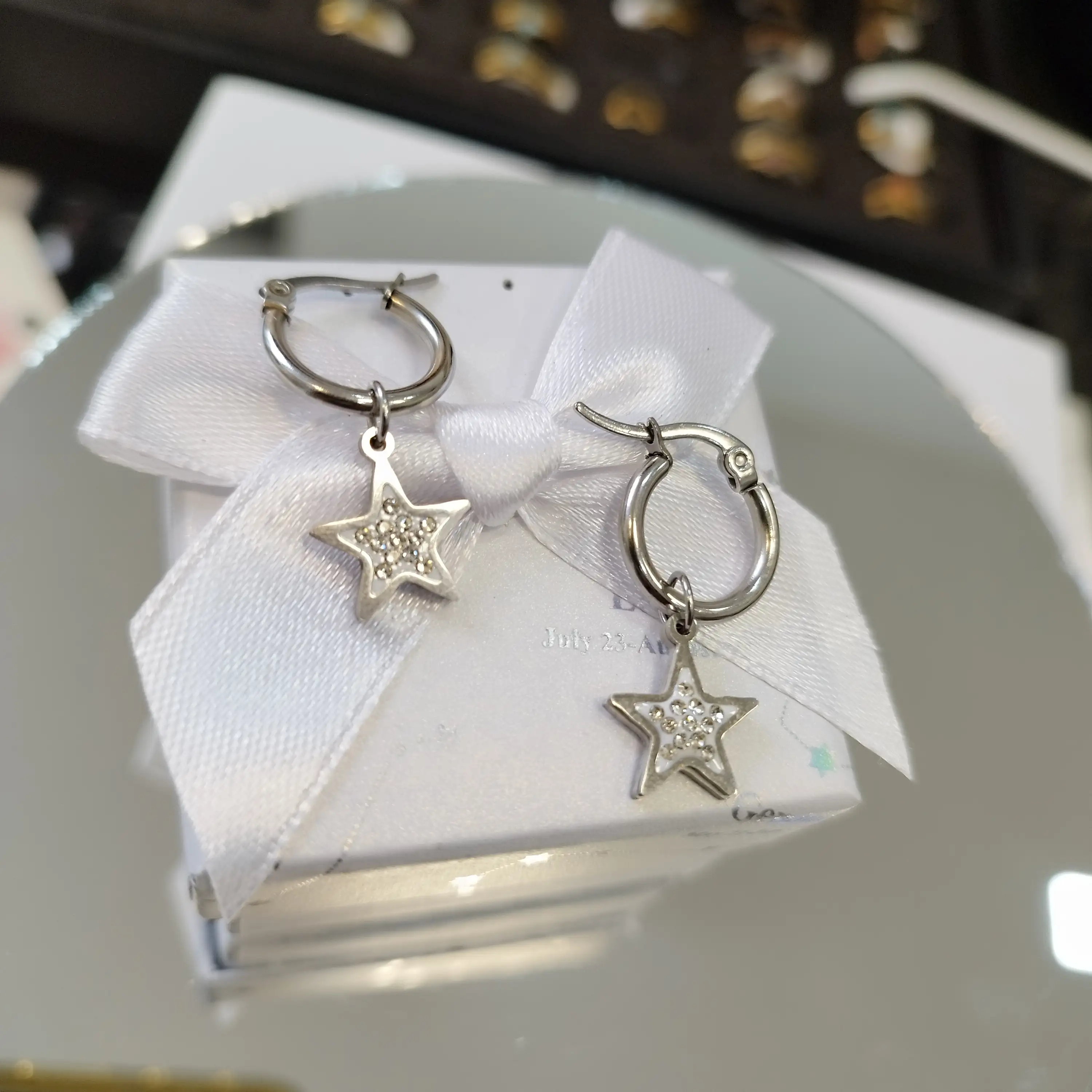 Argollita colgante con estrella