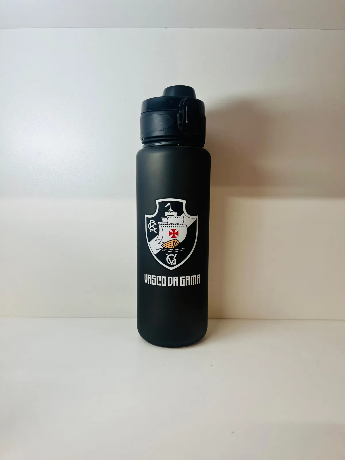 GARRAFA VASCO PLÁSTICO 600ML  2