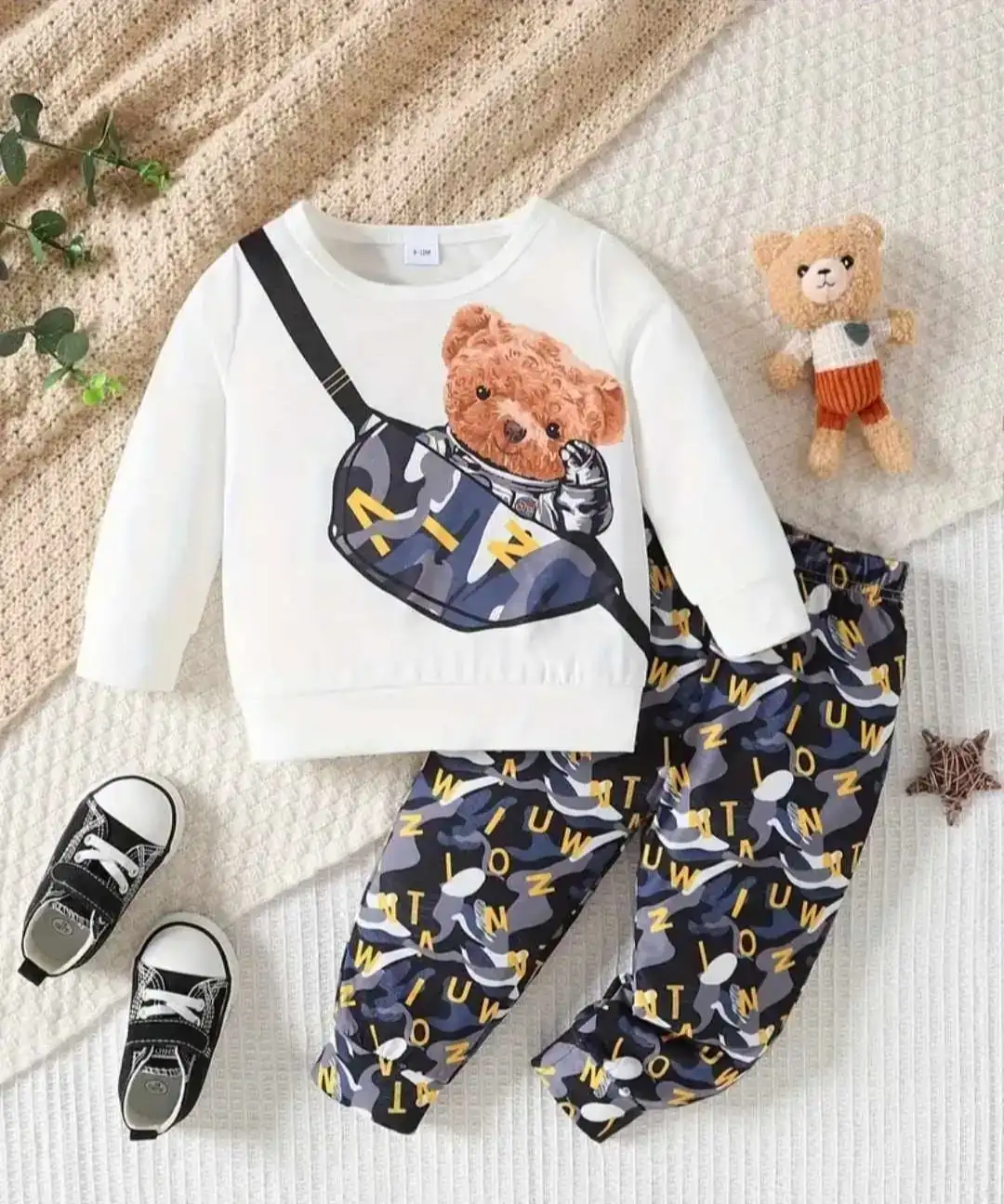Sudadera oso en canguro