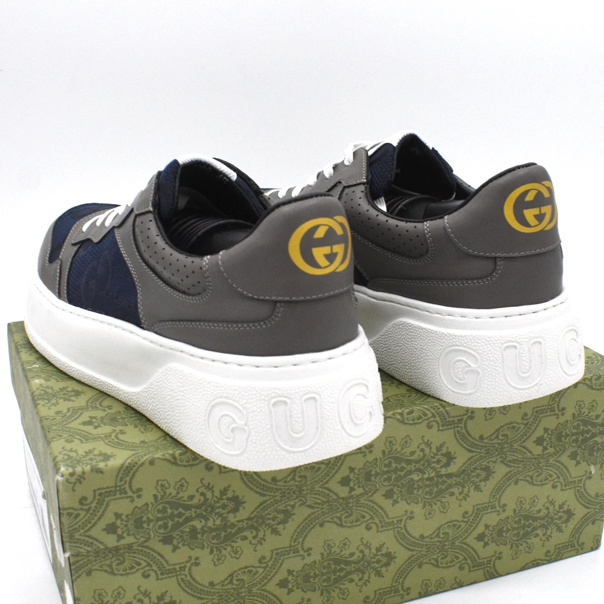 Zapatilla Gucci Lace Up GG Monogram 3