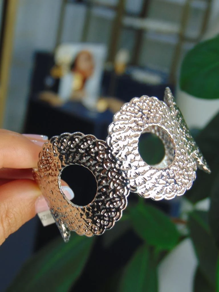 BRAZALETE ACERO PLATE MAXI CIRCULOS PLANOS TALLADOS  3