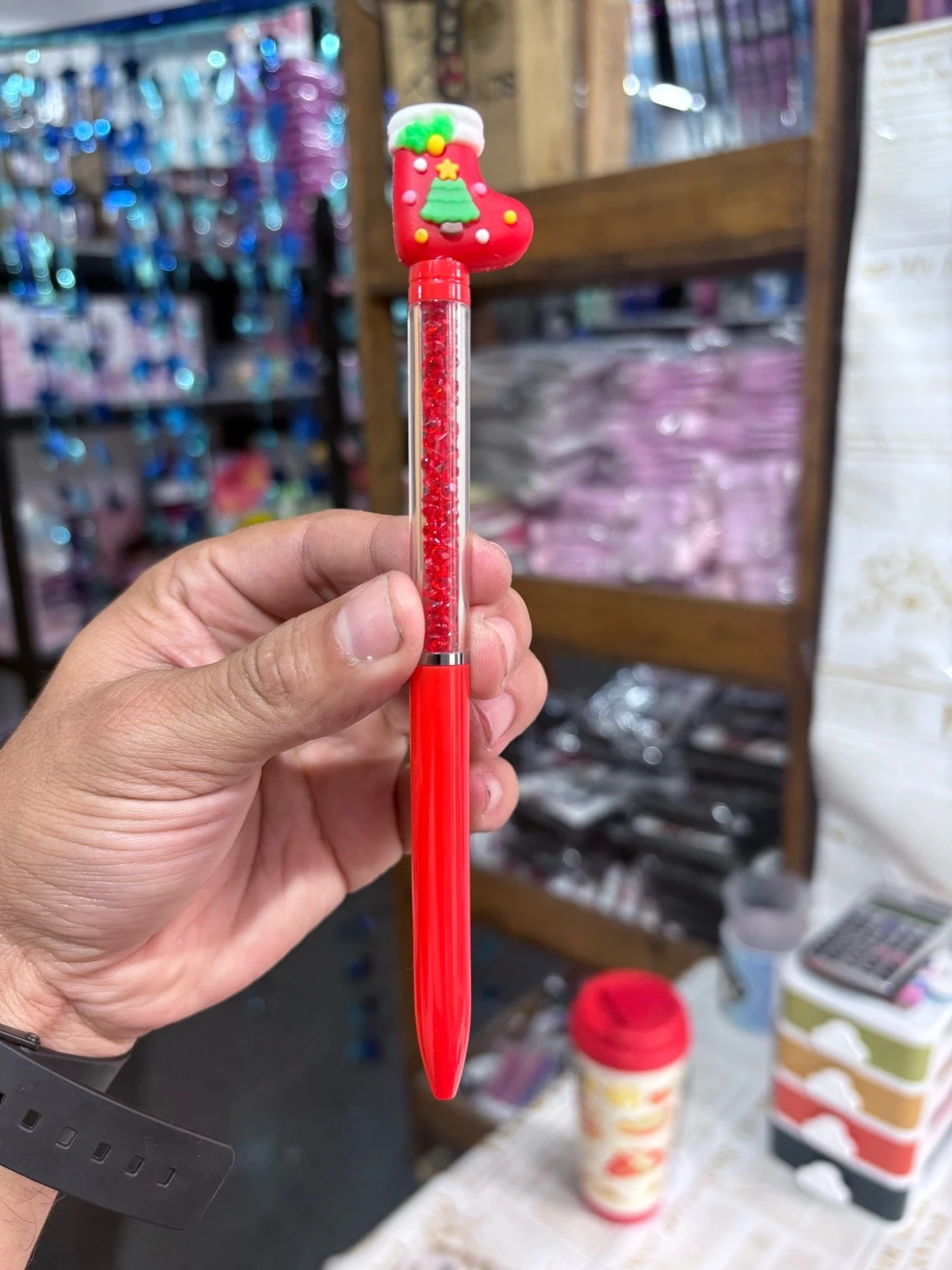 Docena de Plumas Navideñas Con Brillos Y Figuras 3D De Silicona 4