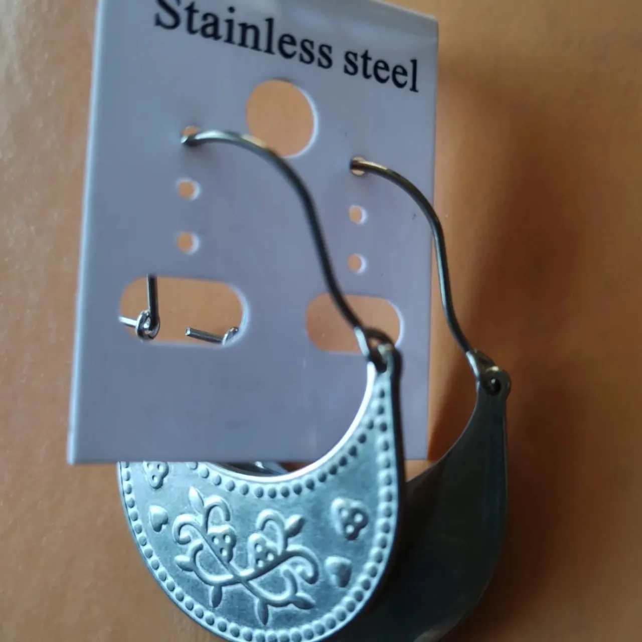 Aretes de acero quirúrgico 