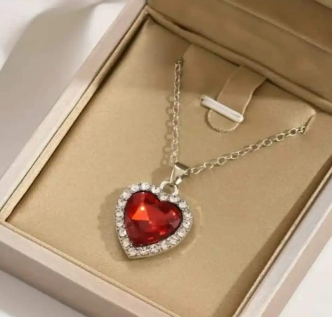 Collar de corazon
