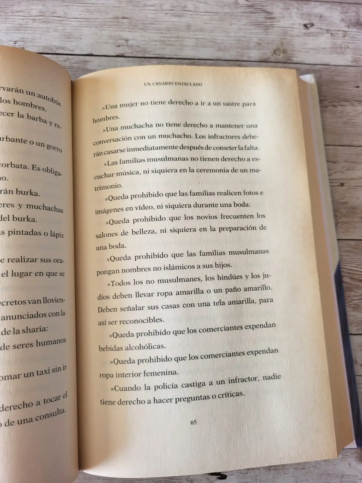 Cara robada / Latifa / Autobiografia 3