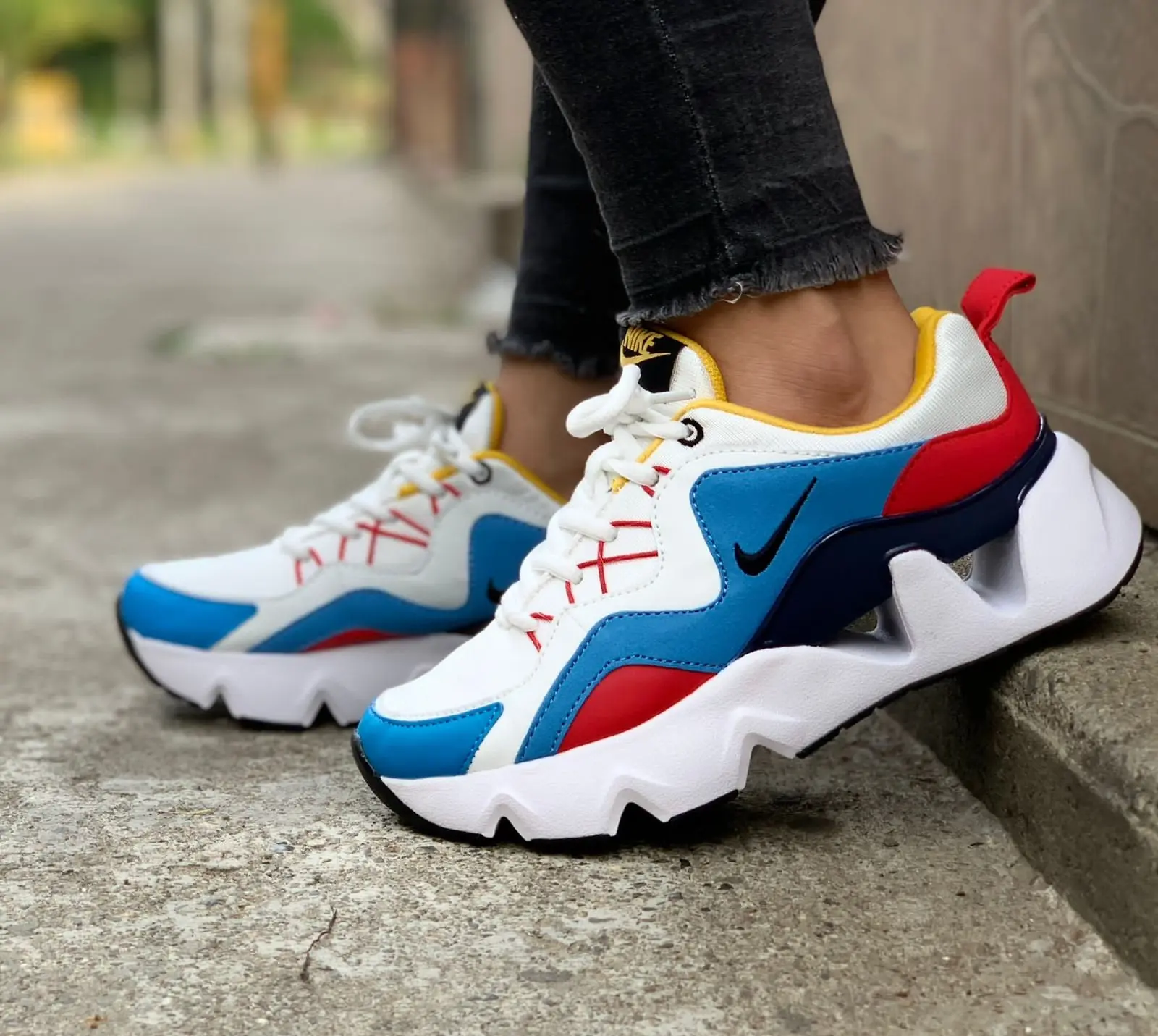 NIKE DAMA AAA 3