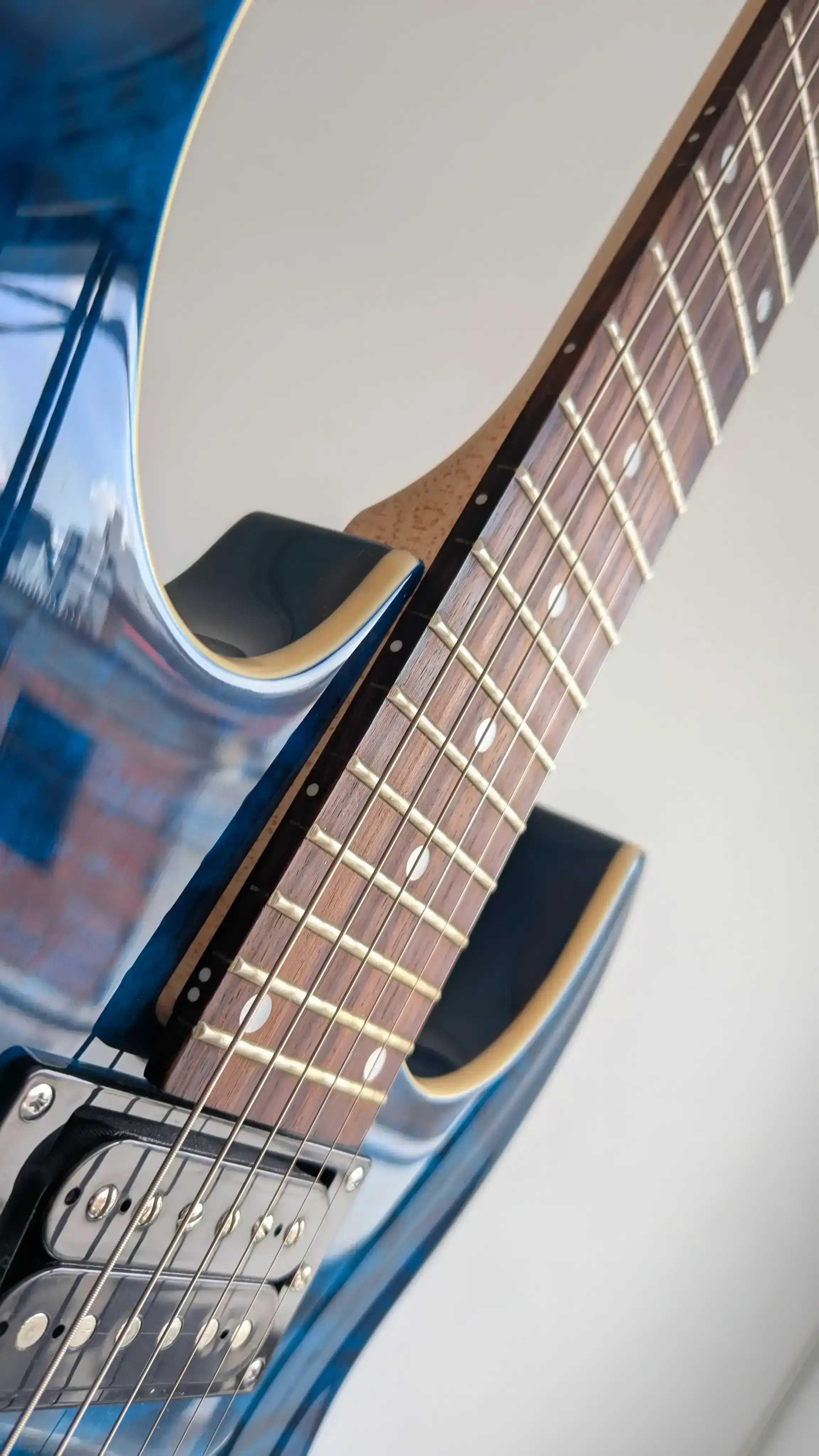 Guitarra Eléctrica IRIN Special Ondas Azules Gama Alta  3