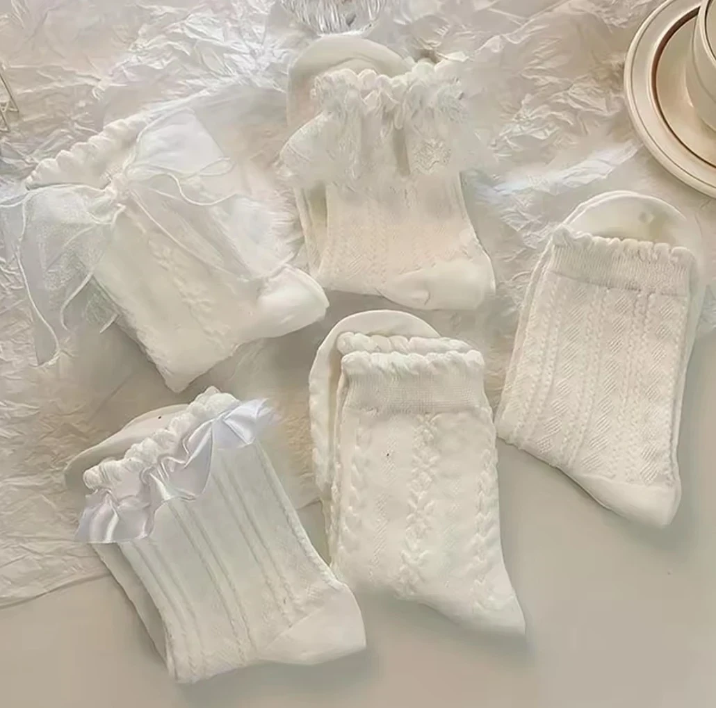 MEDIAS BLANCAS CORTAS