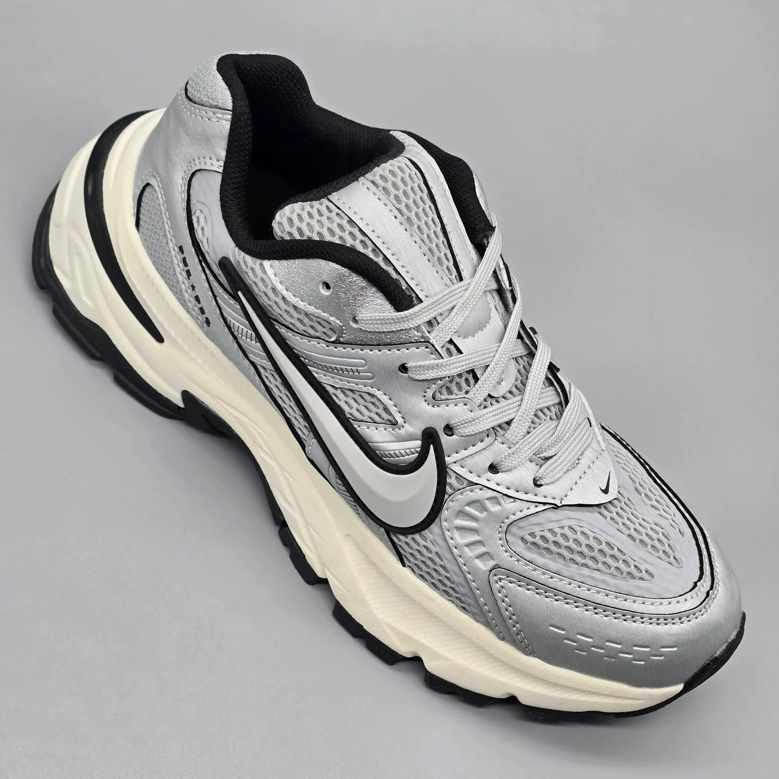 NIKE P-6000 (RÉPLICA 1.1) 3