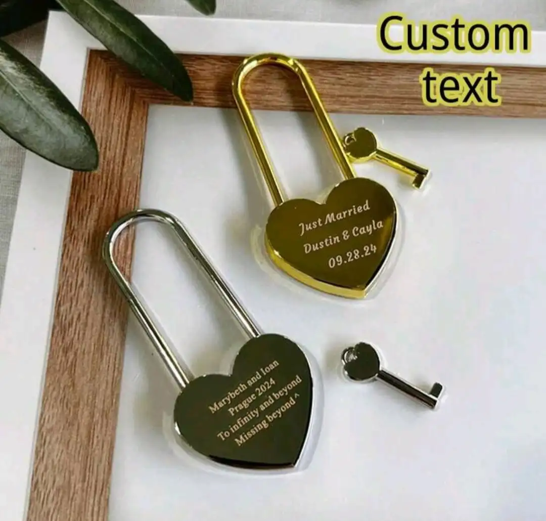 Candado de amor personalizado, candado de compromiso, llave de corazón personalizada, cerradura de París, correa de candado con corazón grabado, cierre de oro de Amsterdam, útiles escolares, vuelta al colegio, regalo escolar, para oficina, escuela, aula, regalos para maestros, universidad, coleague, dormitorios, maestros para niños y niñas, adolescentes, estudiantes de secundaria, preparatoria, secundaria y universidadSo