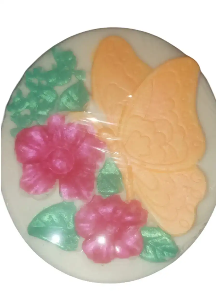 Jabones en 3 D mariposas y flores. 4