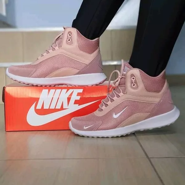 Nike  3