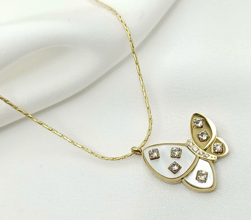 Collar "Mariposa Nácar"