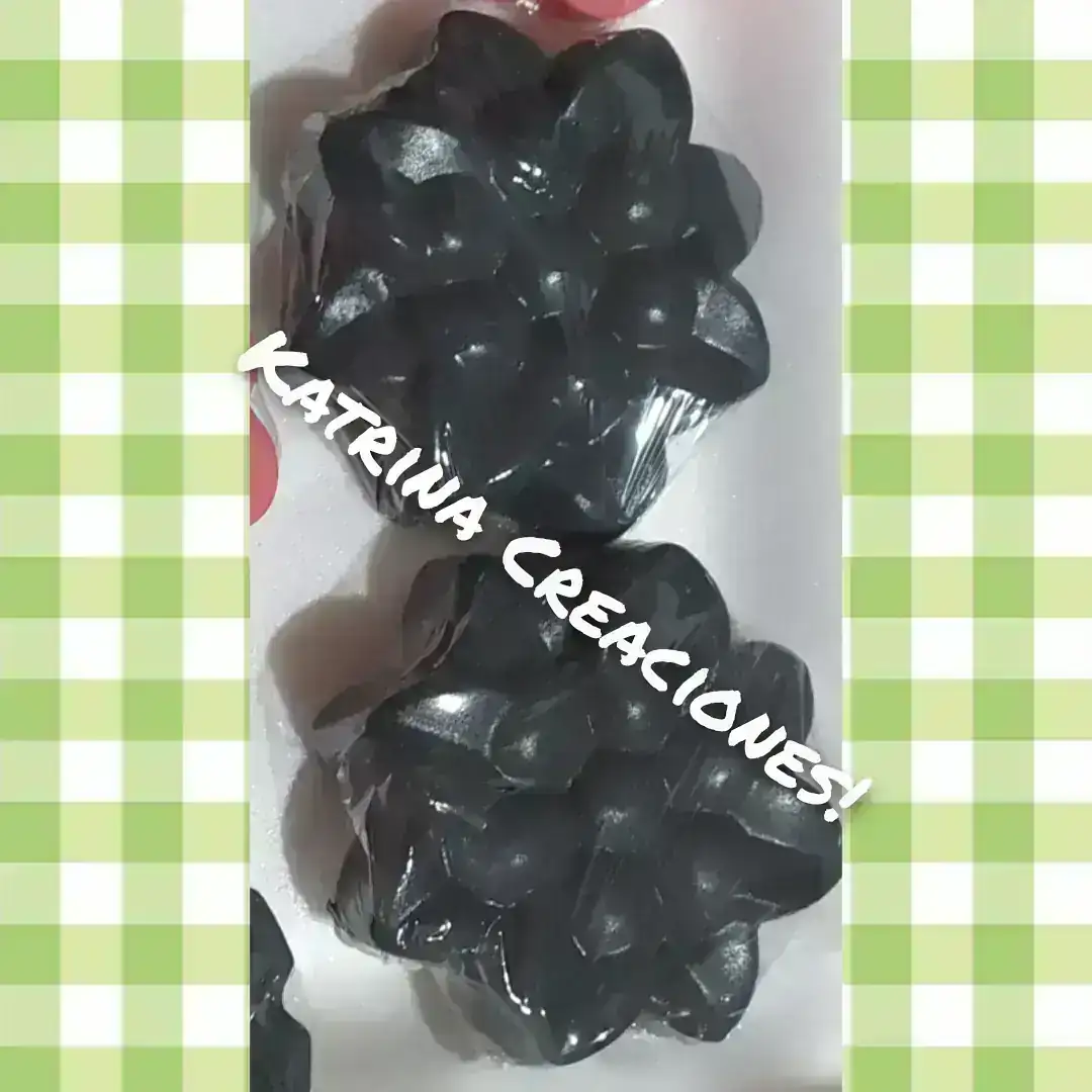 Jabon de carbon activado