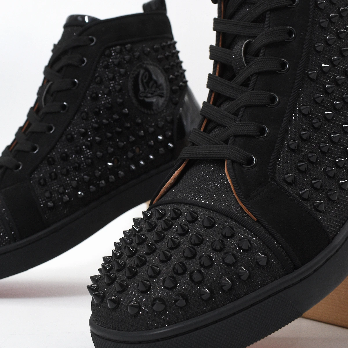 Botin C Loubutin Spikes 2