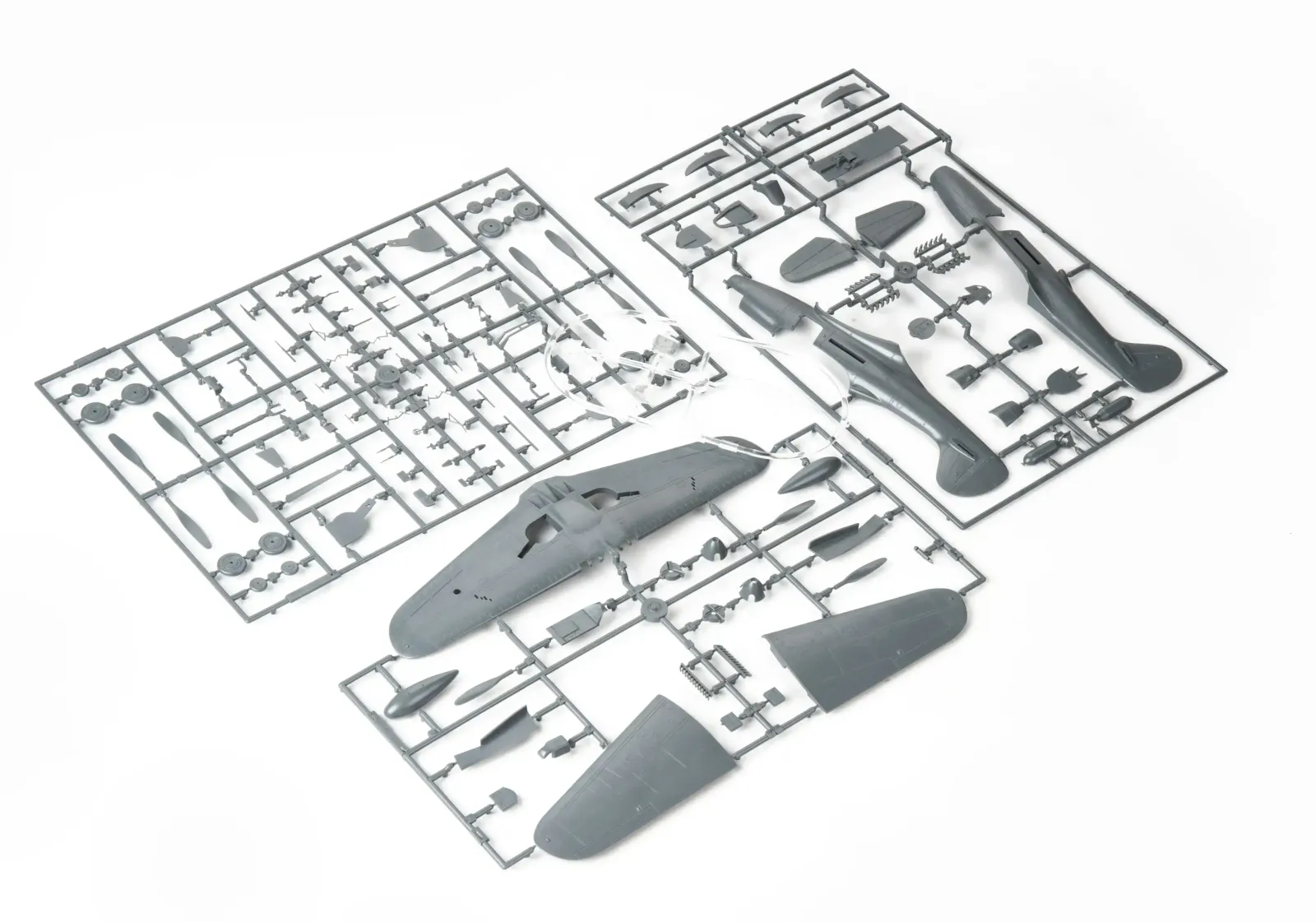 1/48 Eduard P-39N Airacobra  3