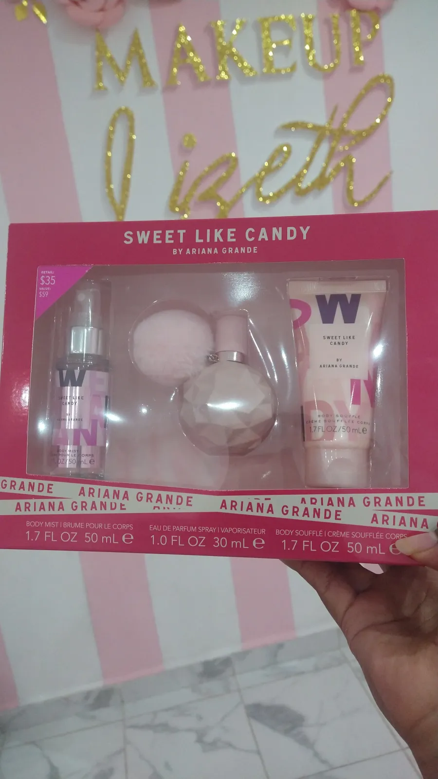 Set ariana grande