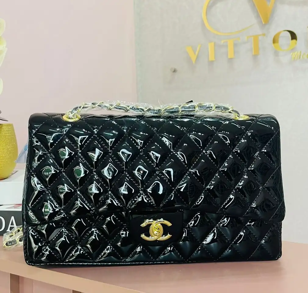 Chanel  2