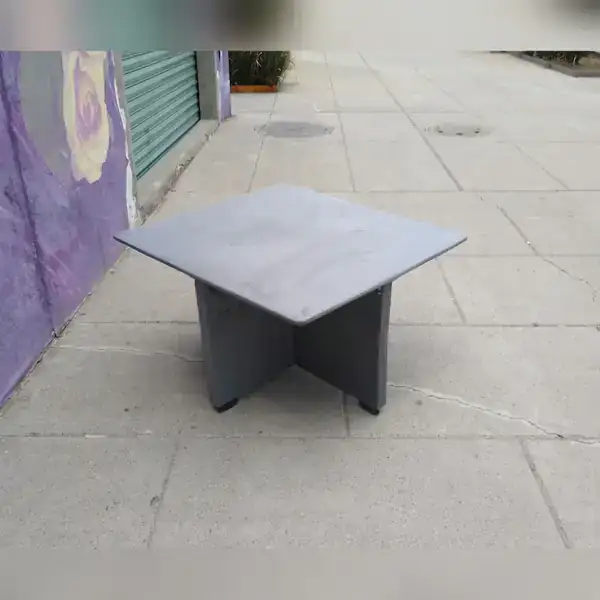 Mesas De Centro Con Taburetes 3