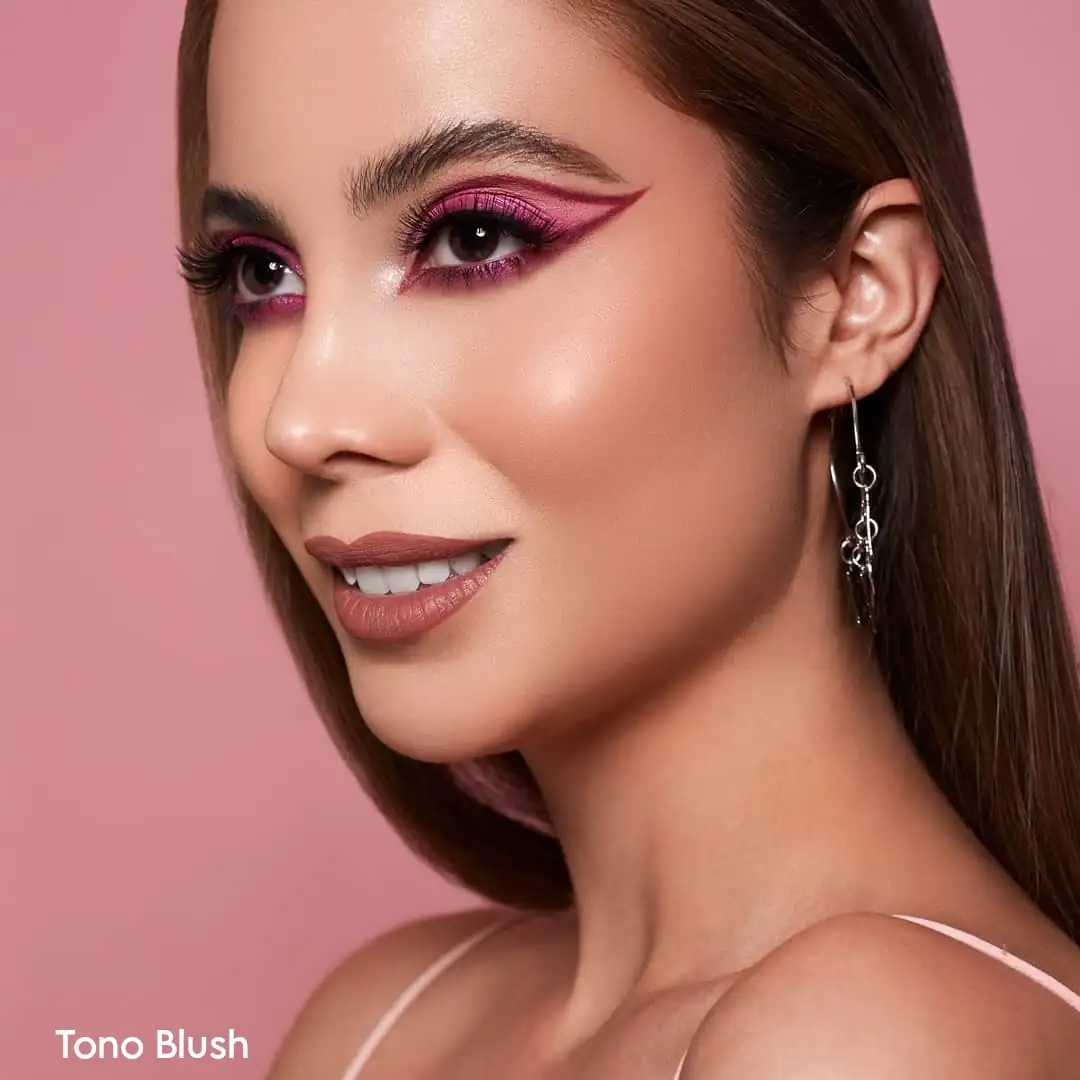 Labial Ultimate tono Blush - Pink Up