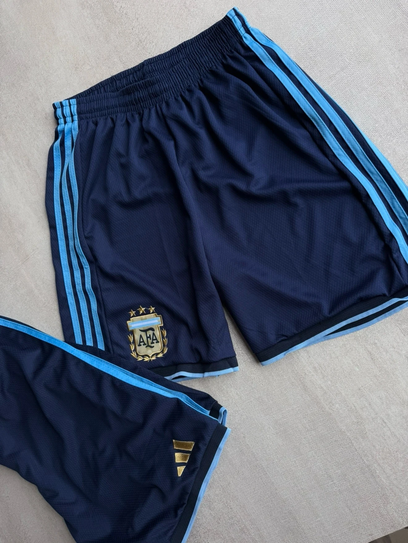 SHORT AFA 