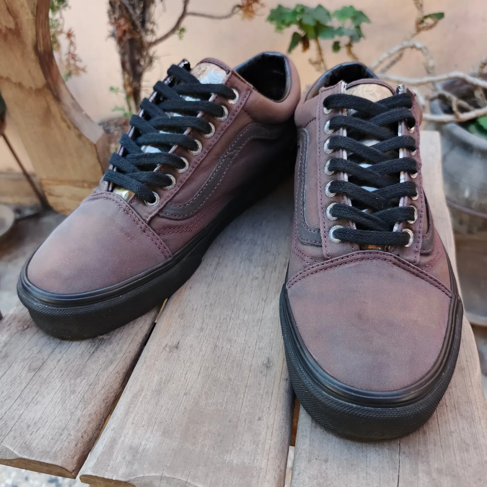 Vans 2