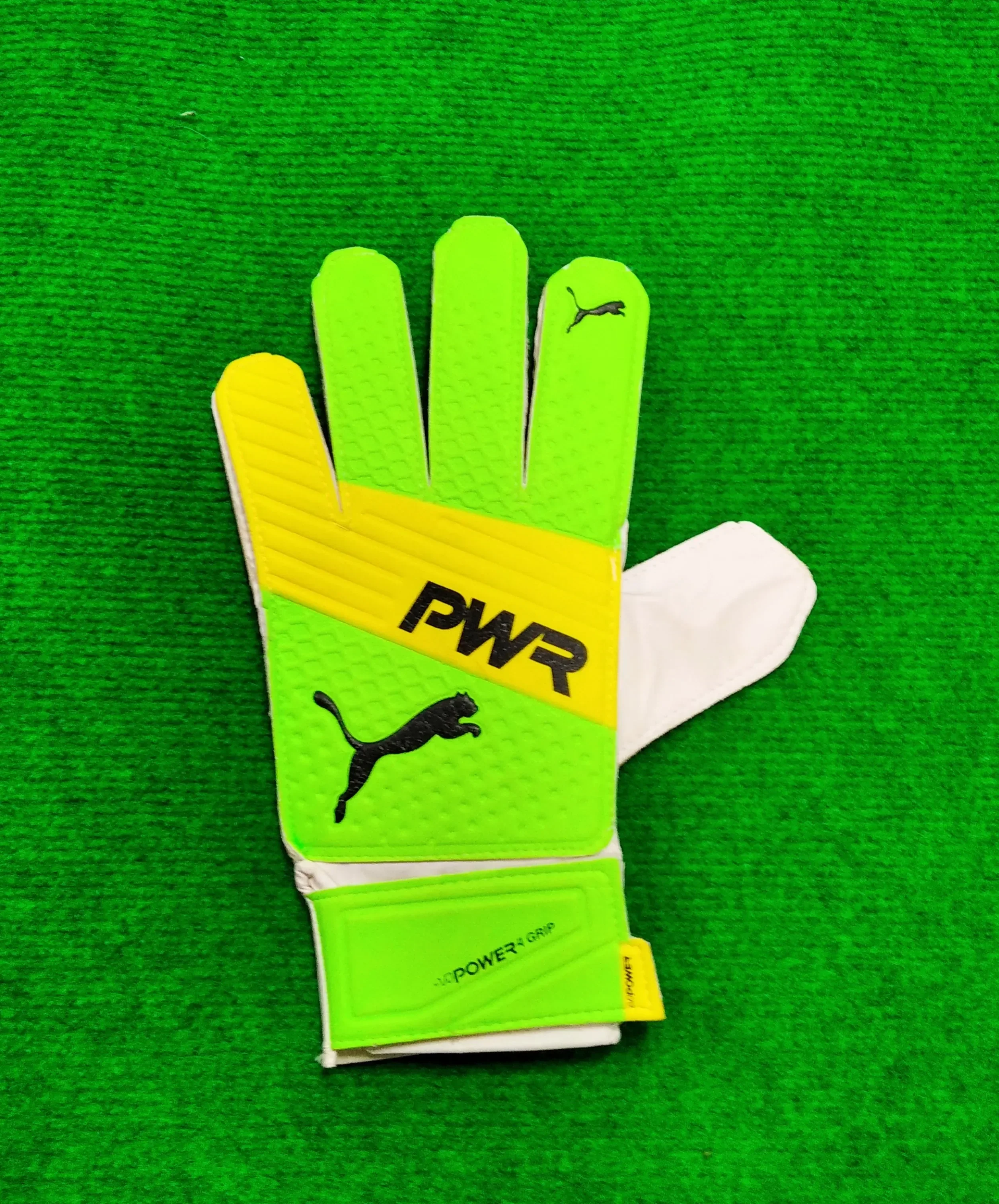 PUMA GUANTES ULTRA LIGEROS