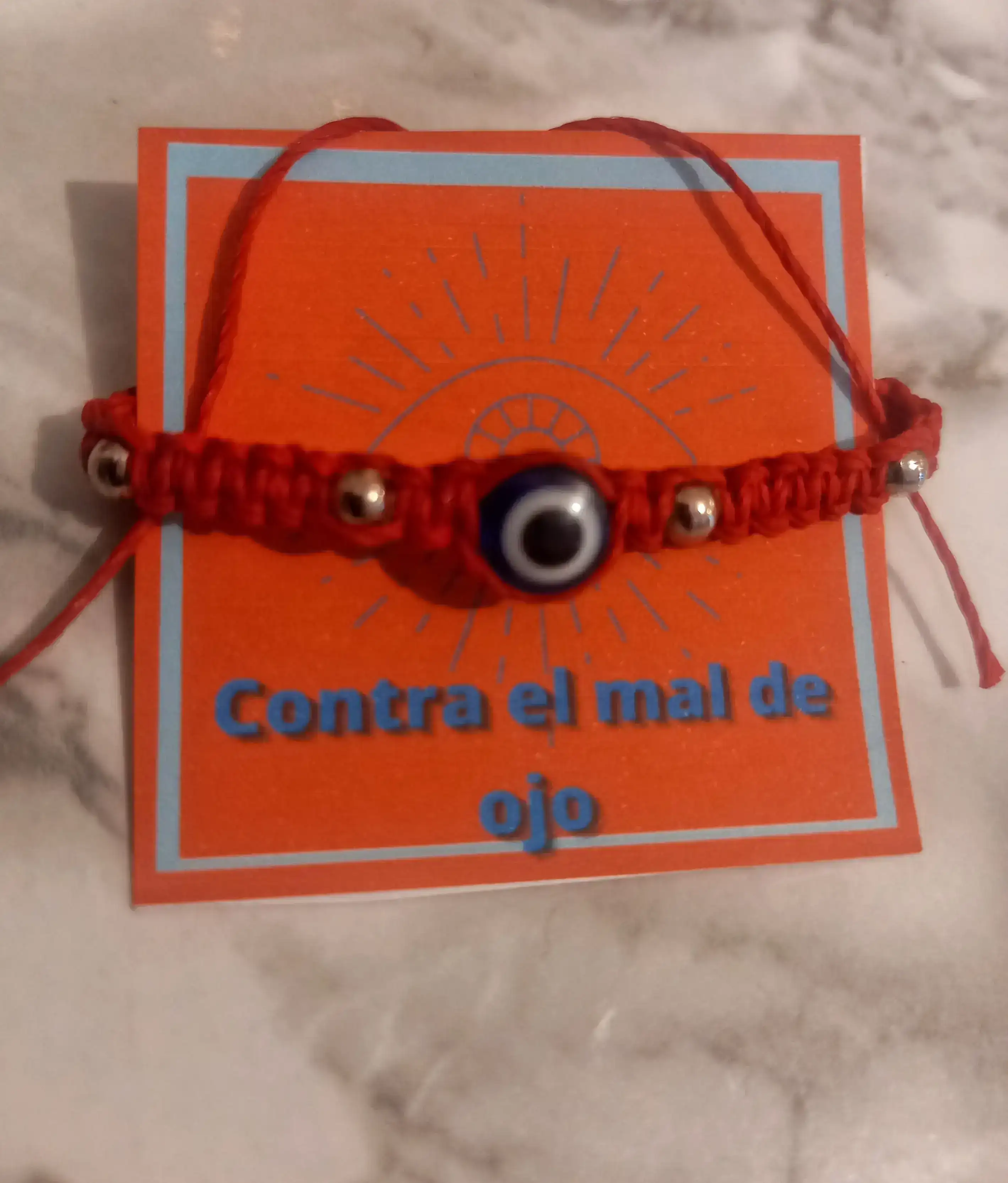 Pulsera de protección tejida