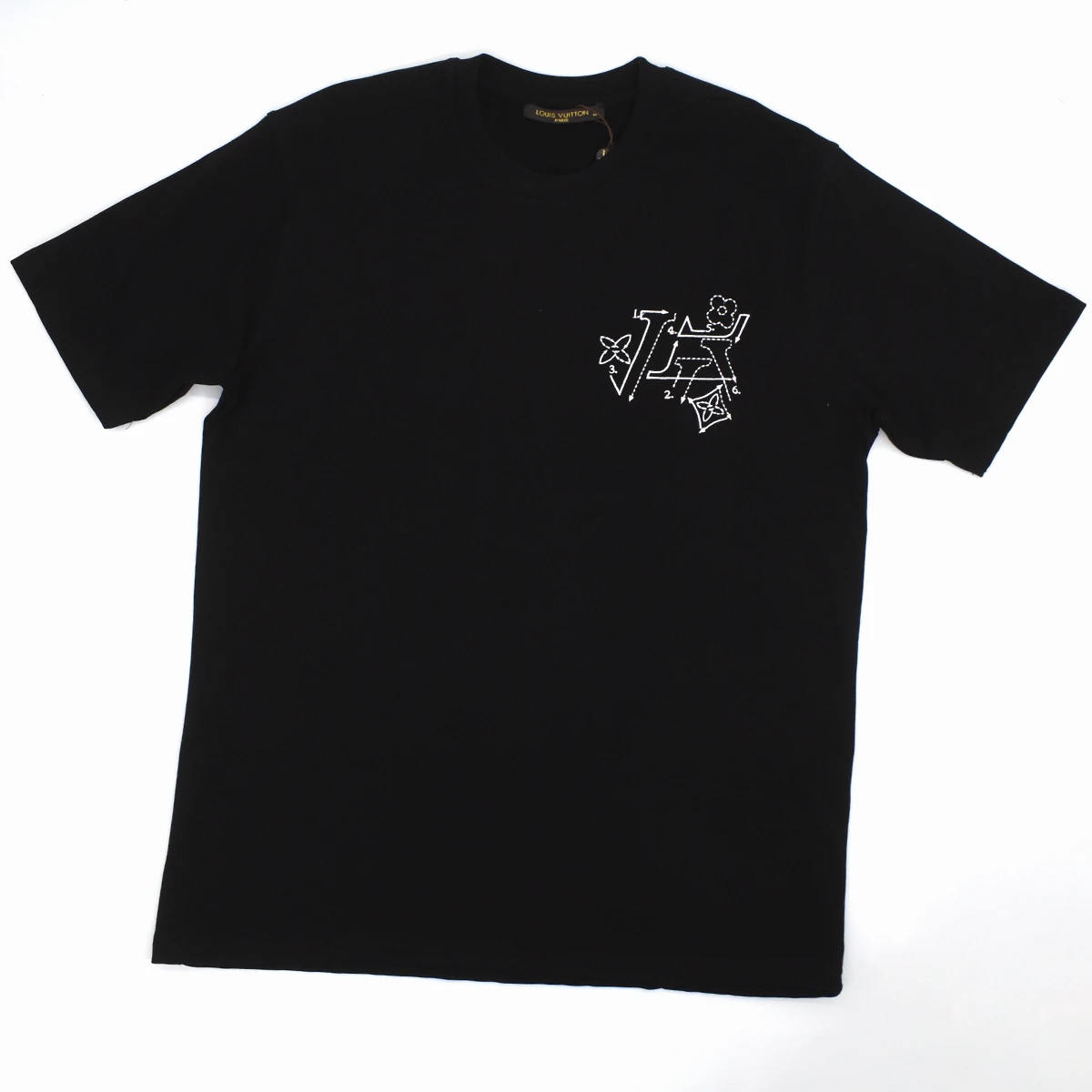 Playera LV 4